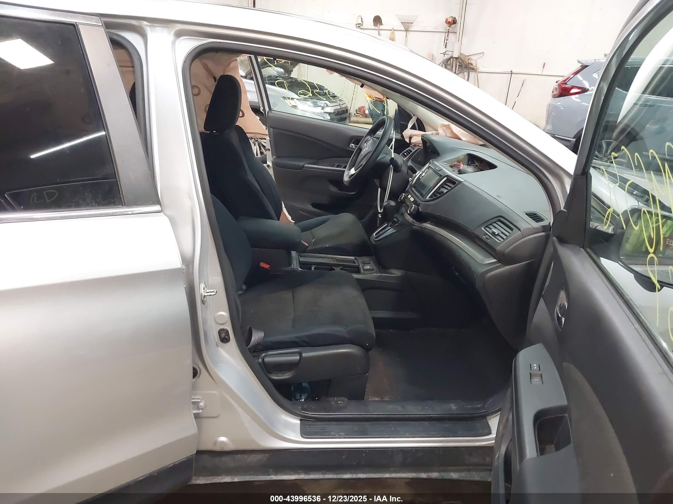 HONDA CR-V image 5