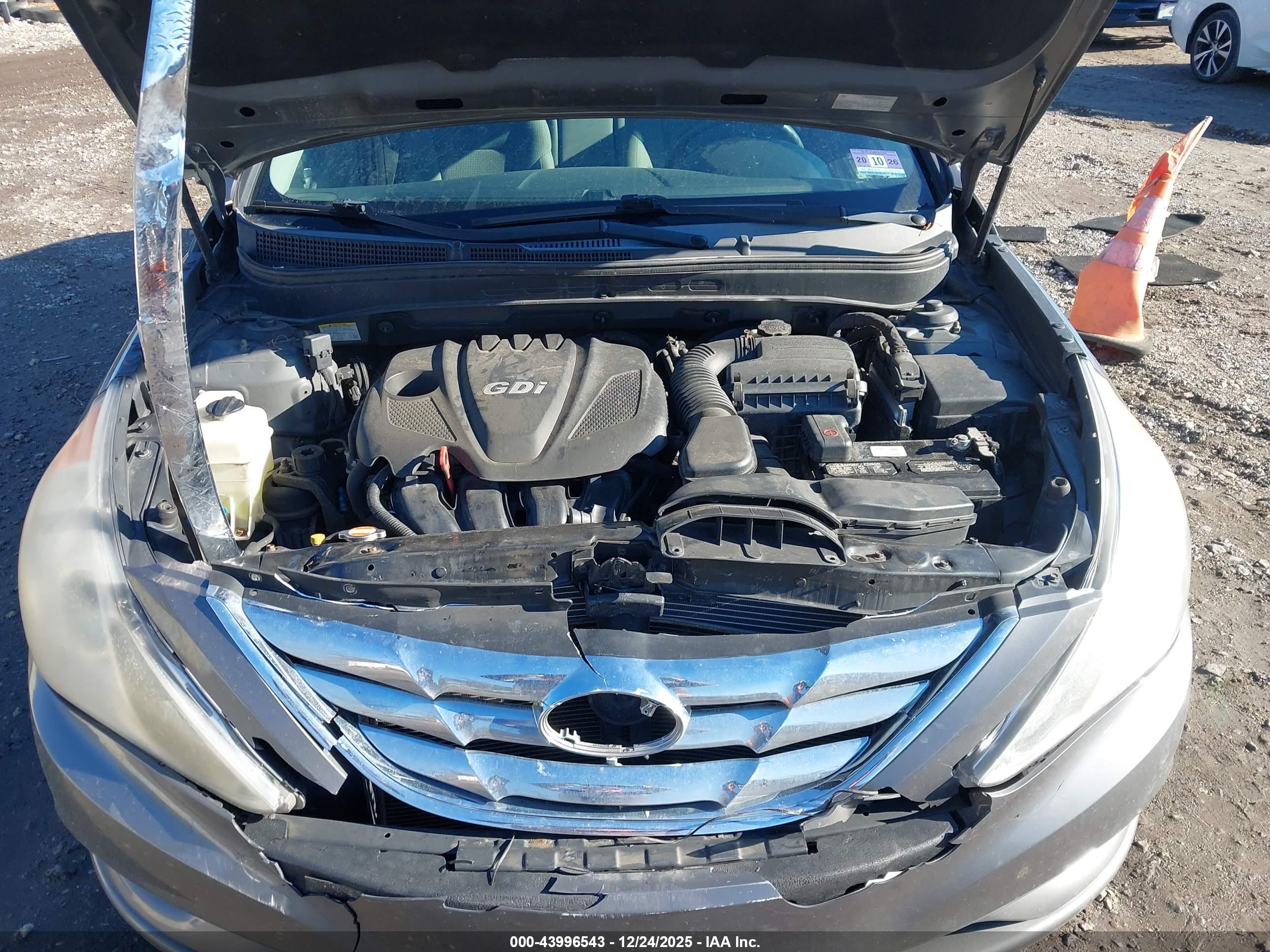 HYUNDAI SONATA image 10