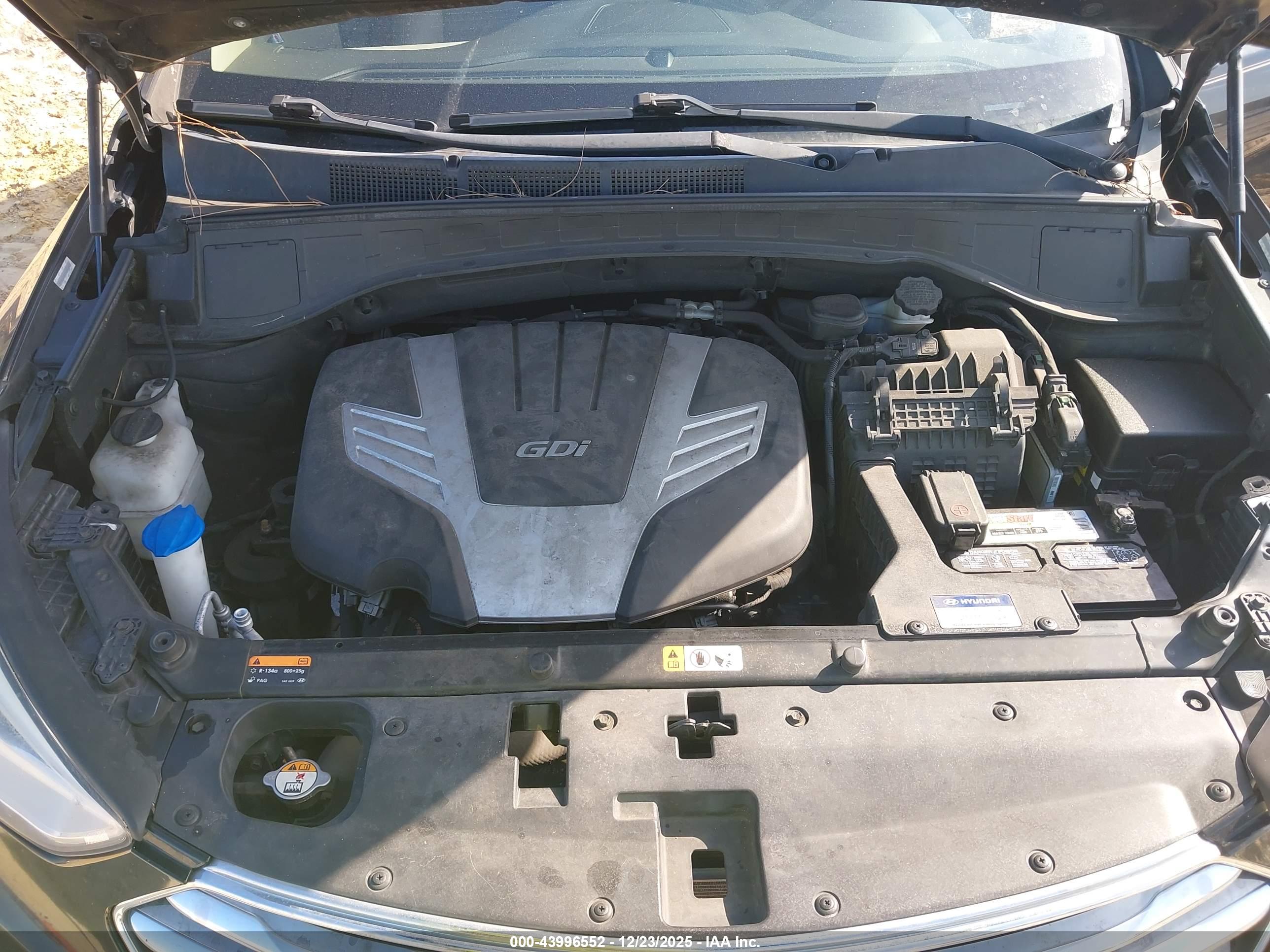 HYUNDAI SANTA image 10