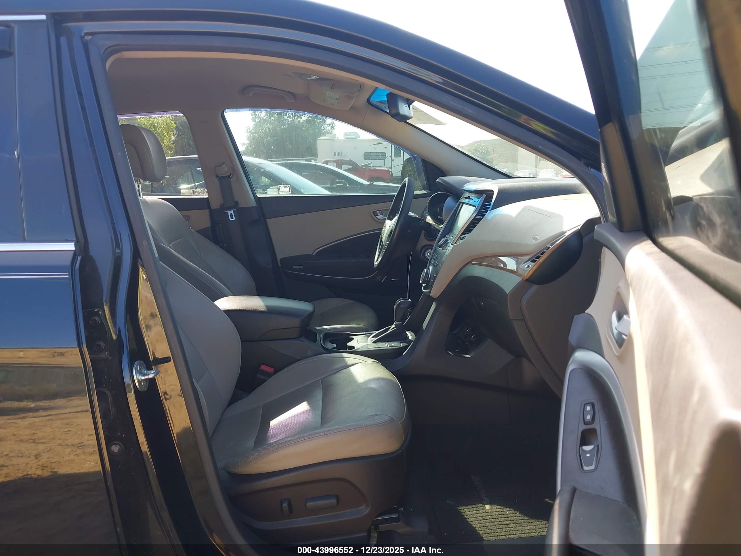 HYUNDAI SANTA image 5
