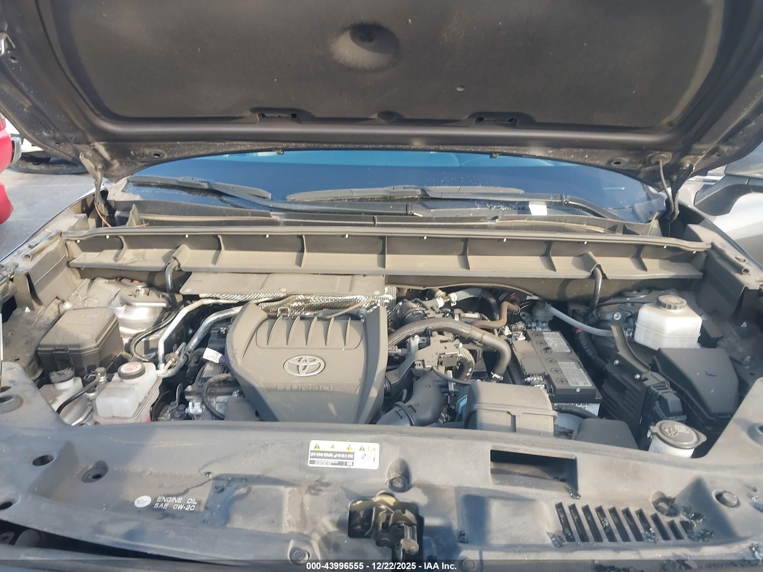 TOYOTA HIGHLANDER image 10