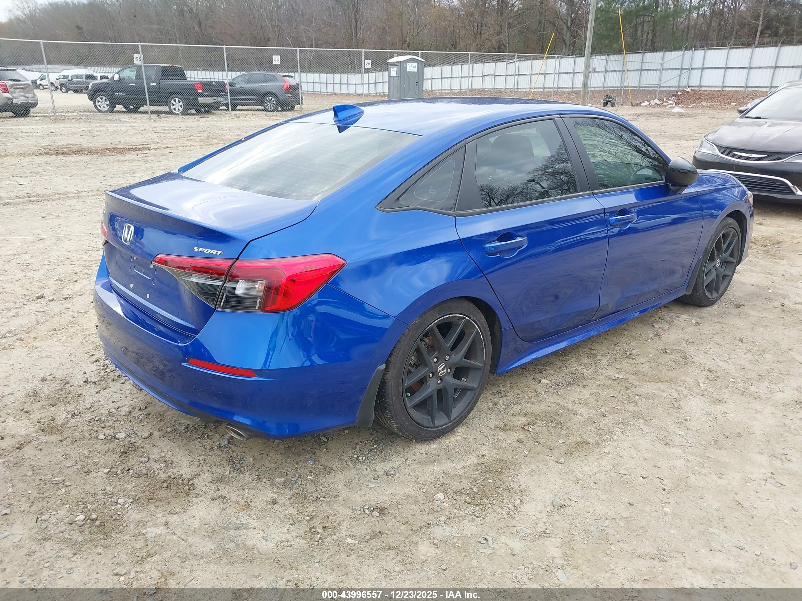 HONDA CIVIC image 4