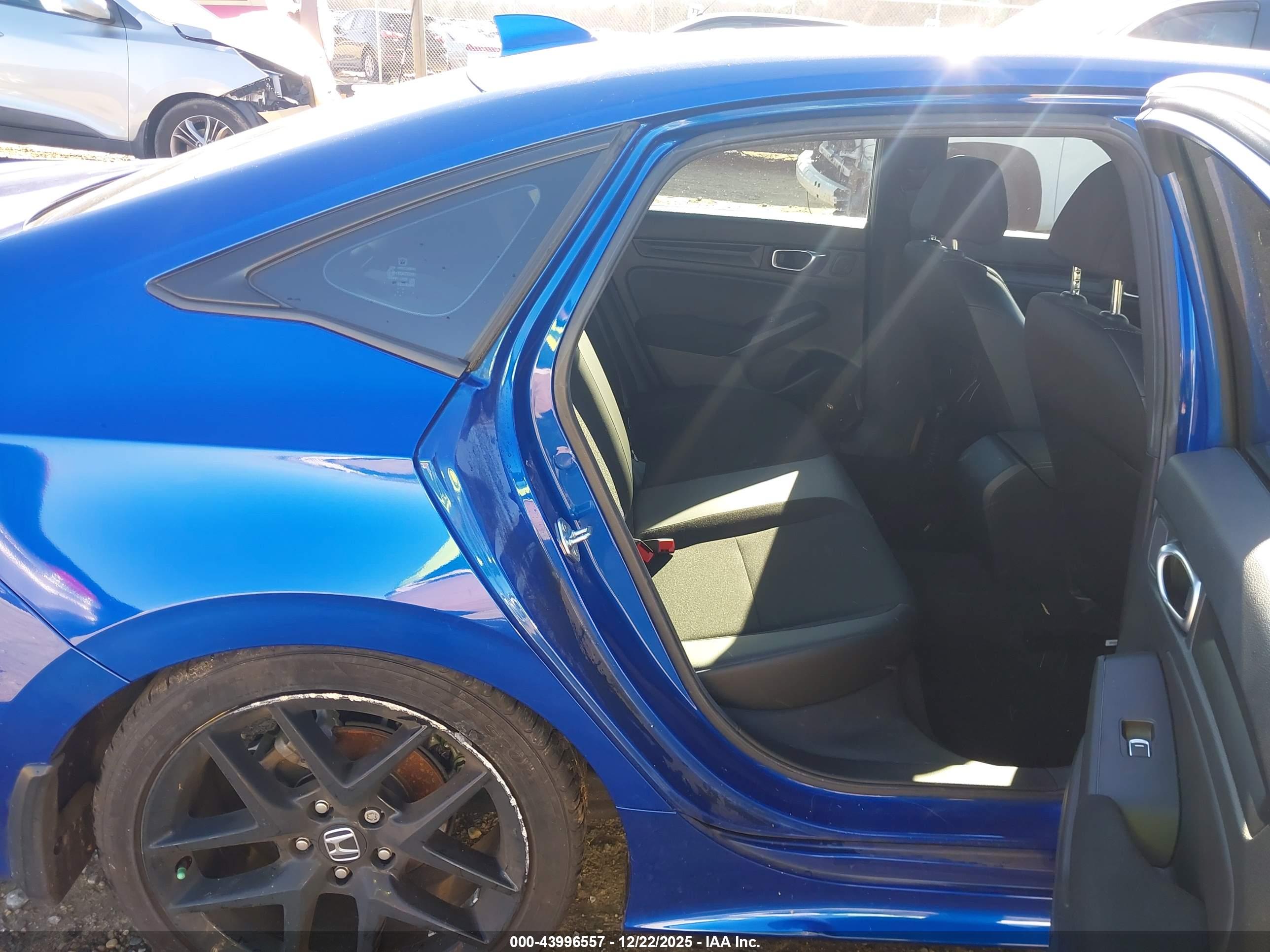 HONDA CIVIC image 8