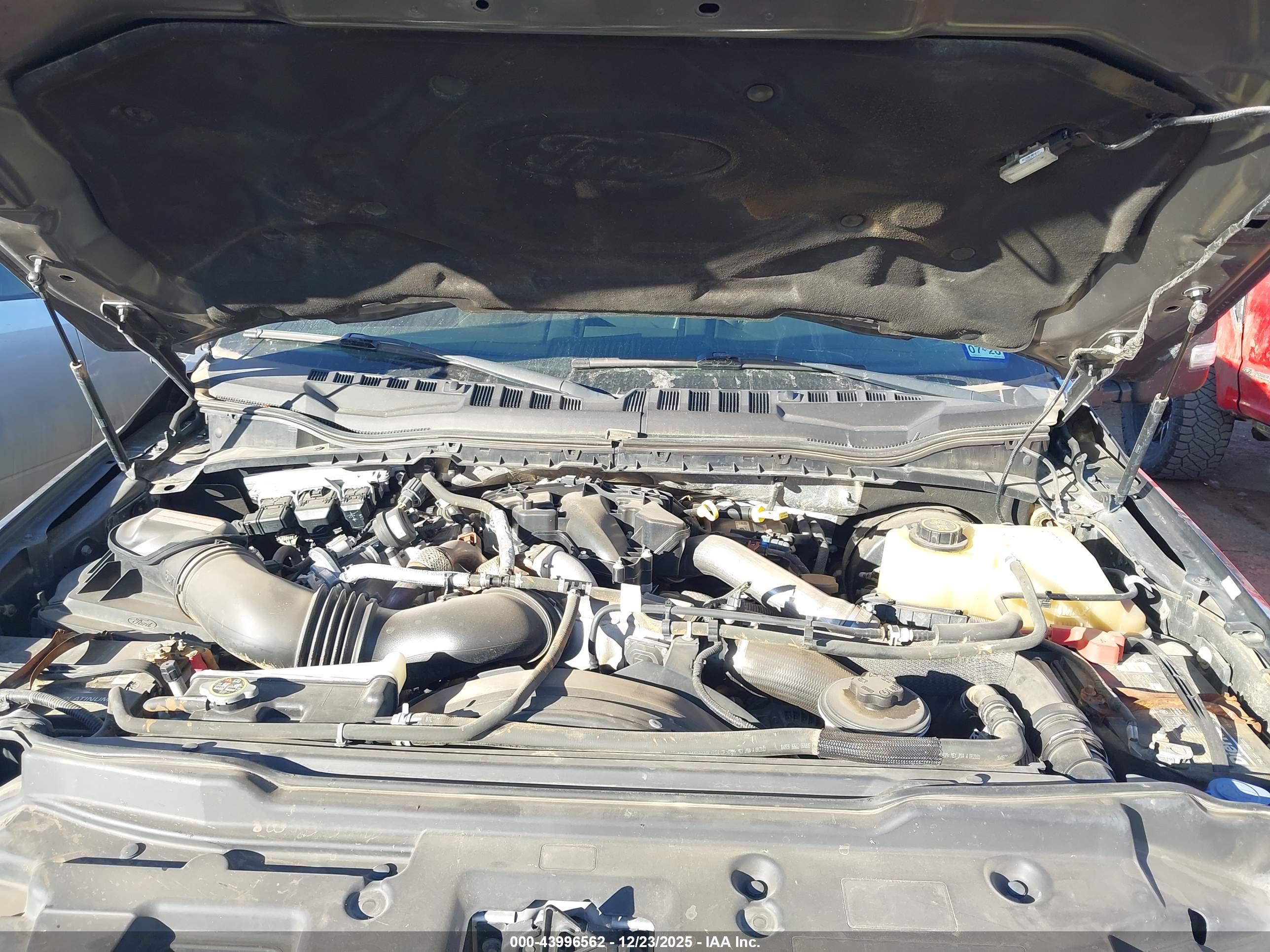 FORD F-250 image 10