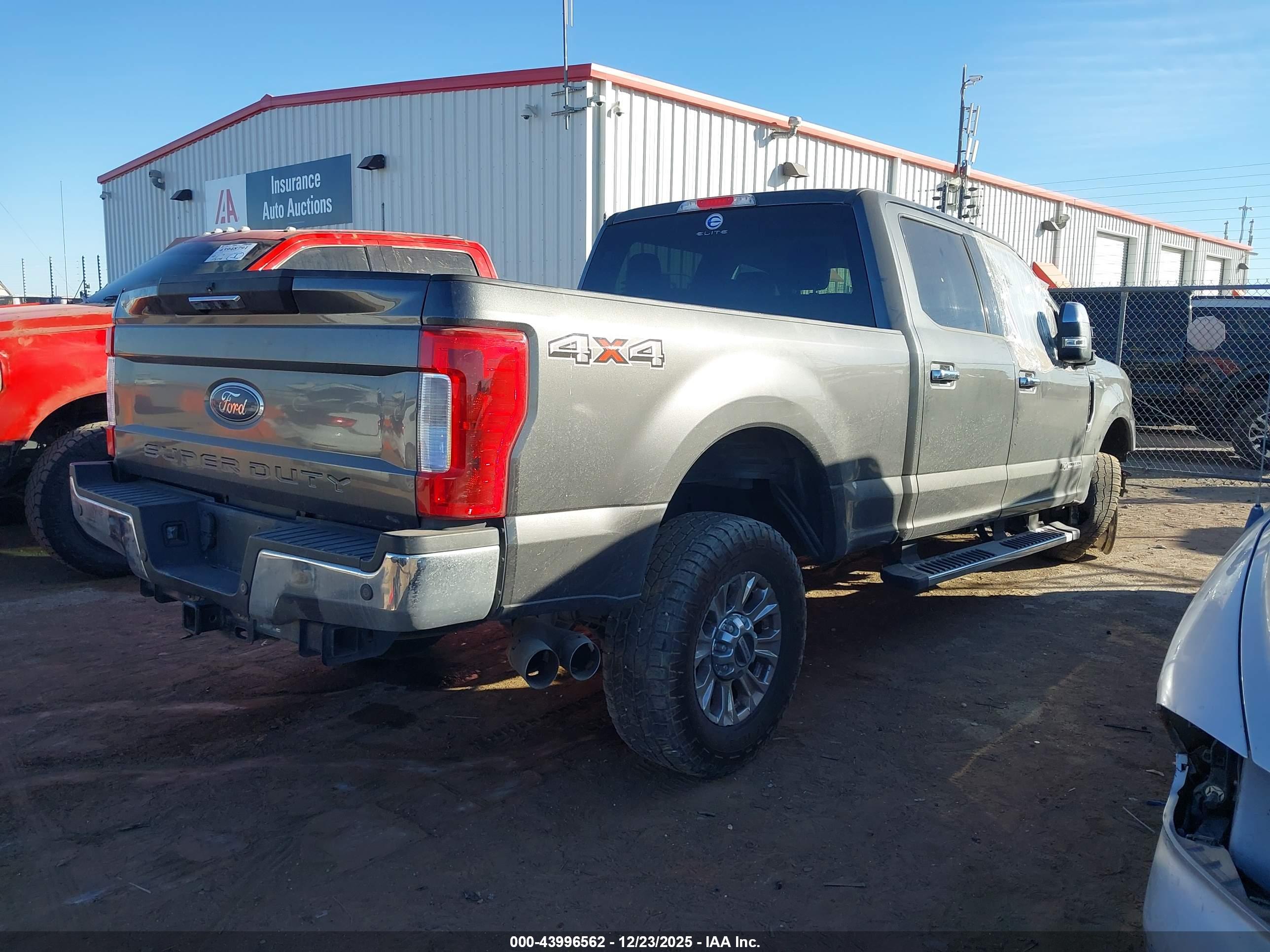 FORD F-250 image 4