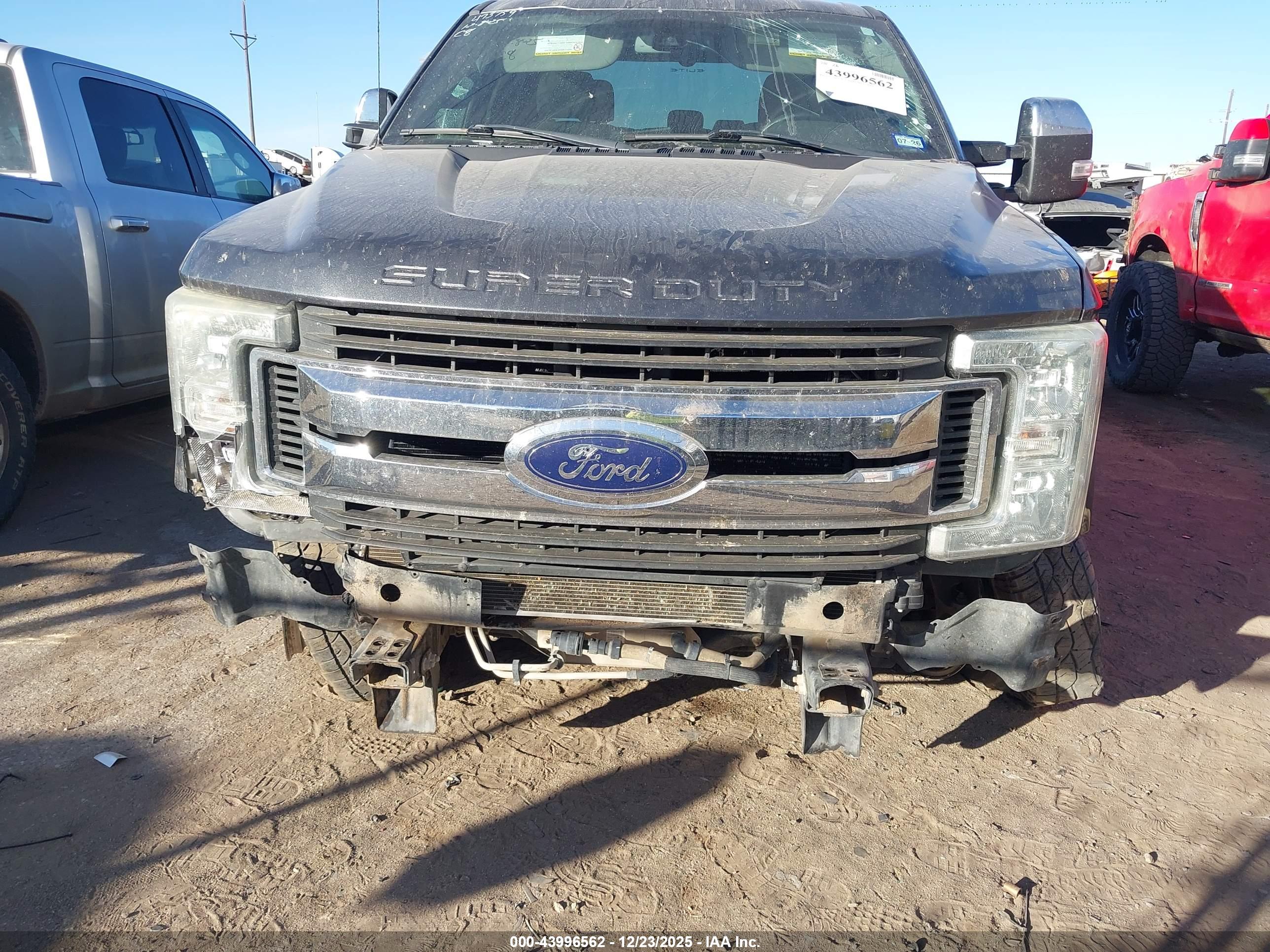 FORD F-250 image 6