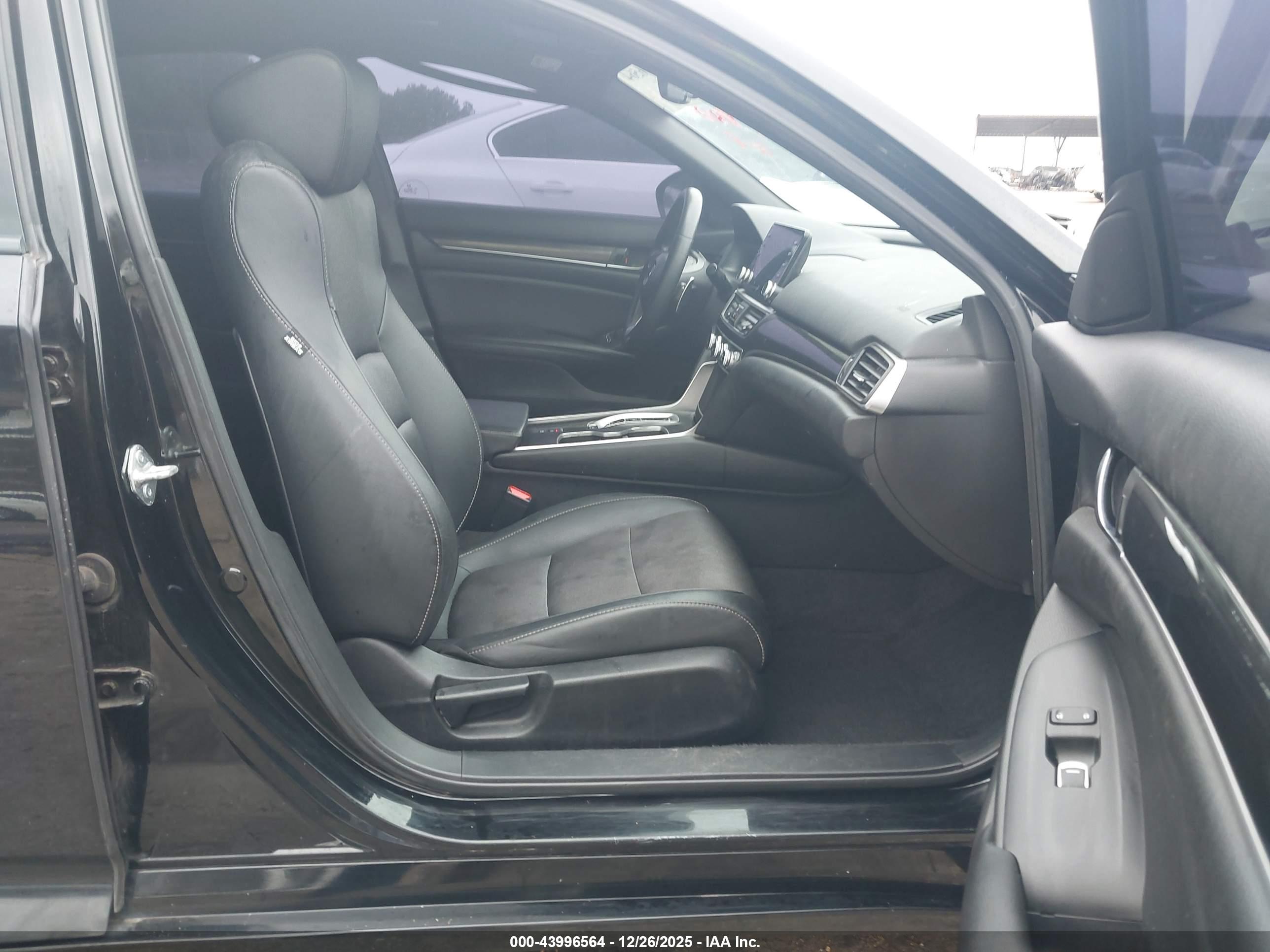 HONDA ACCORD image 5