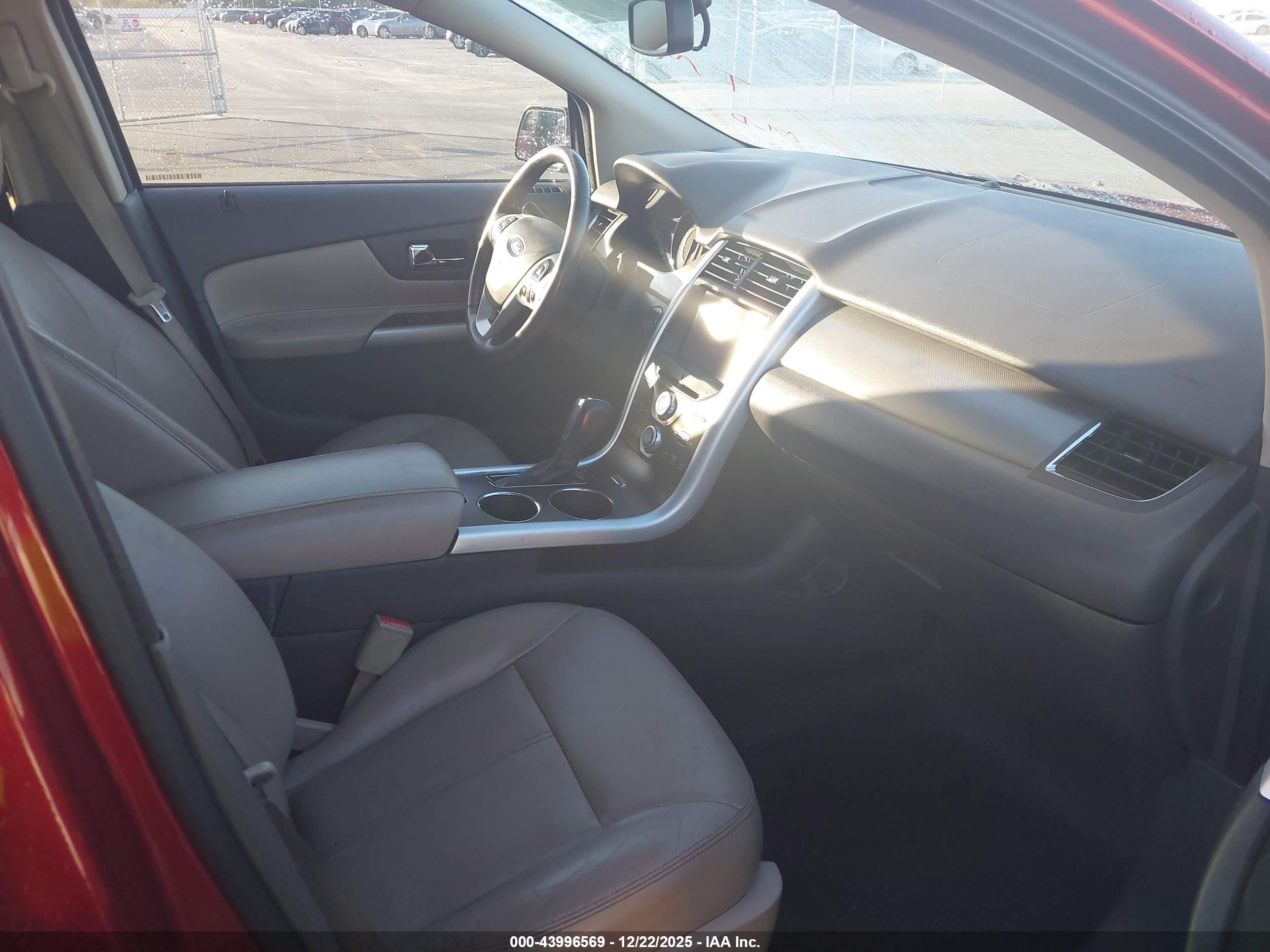 FORD EDGE image 5