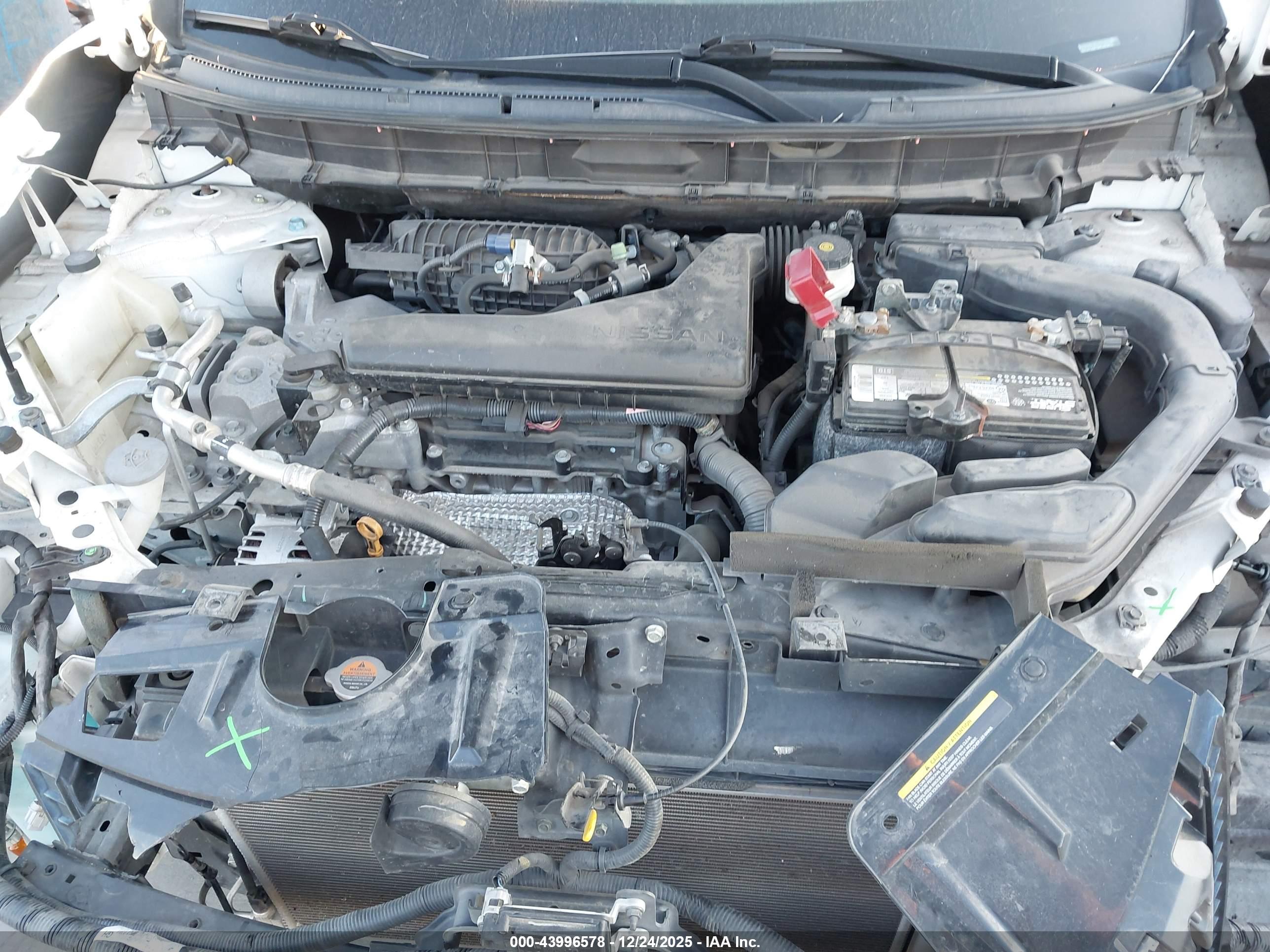 NISSAN ROGUE image 10
