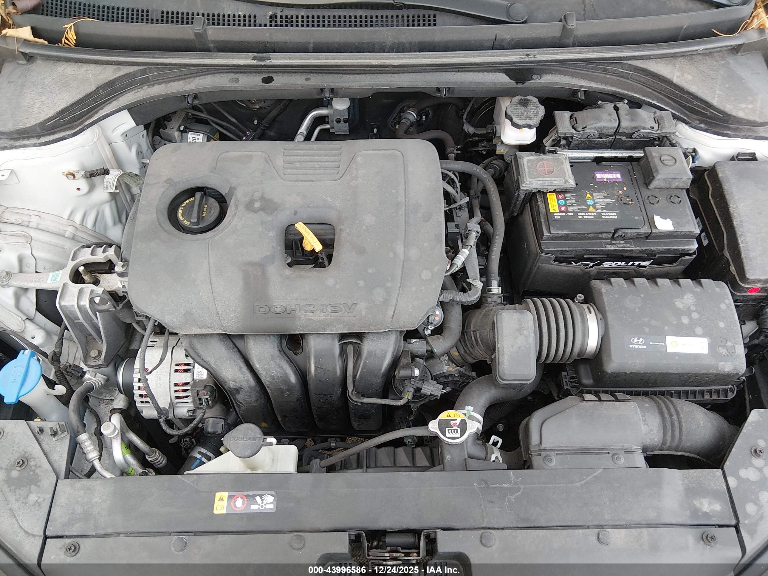 HYUNDAI ELANTRA image 10
