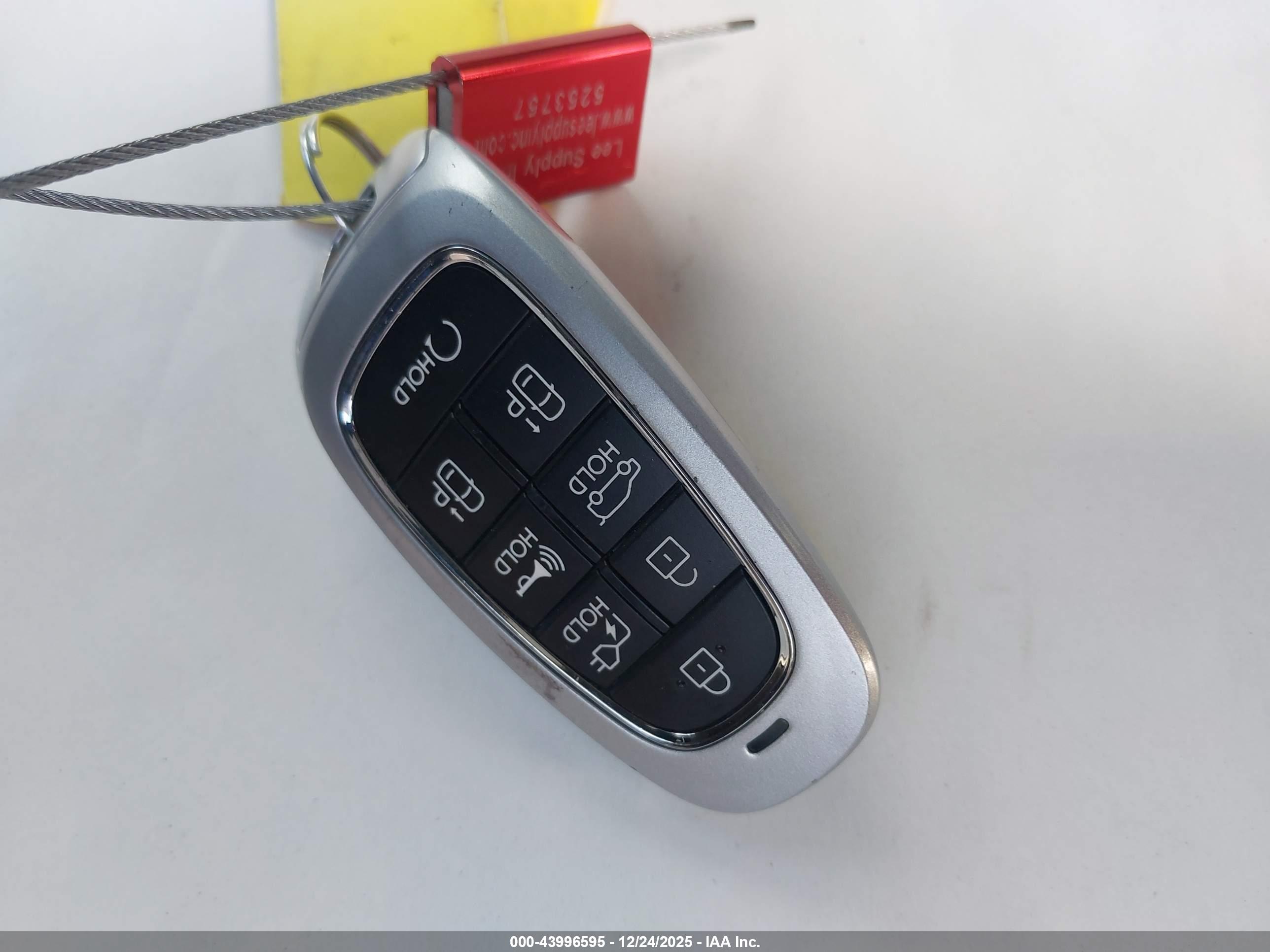 HYUNDAI IONIQ image 11