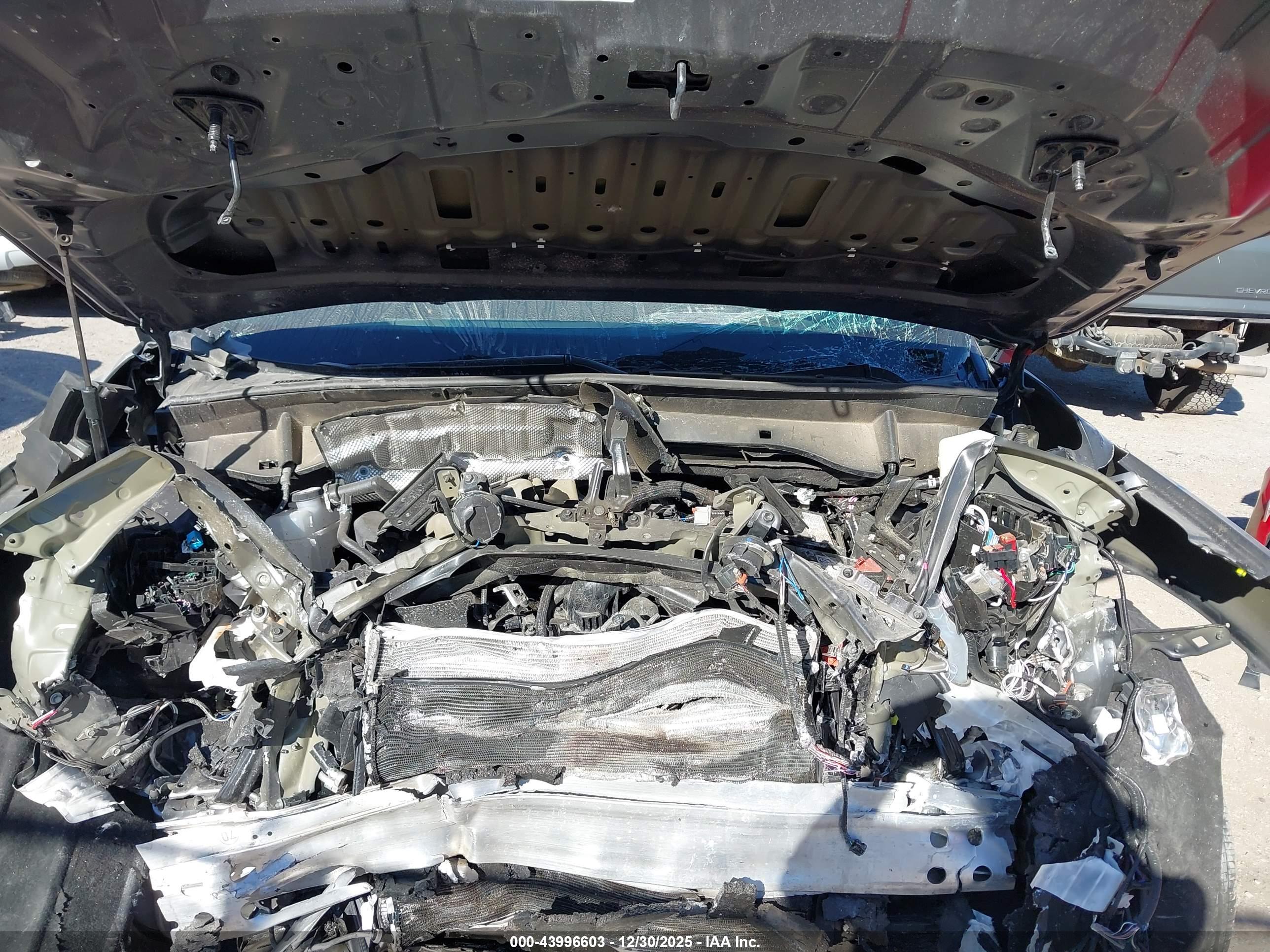 LEXUS TX image 10