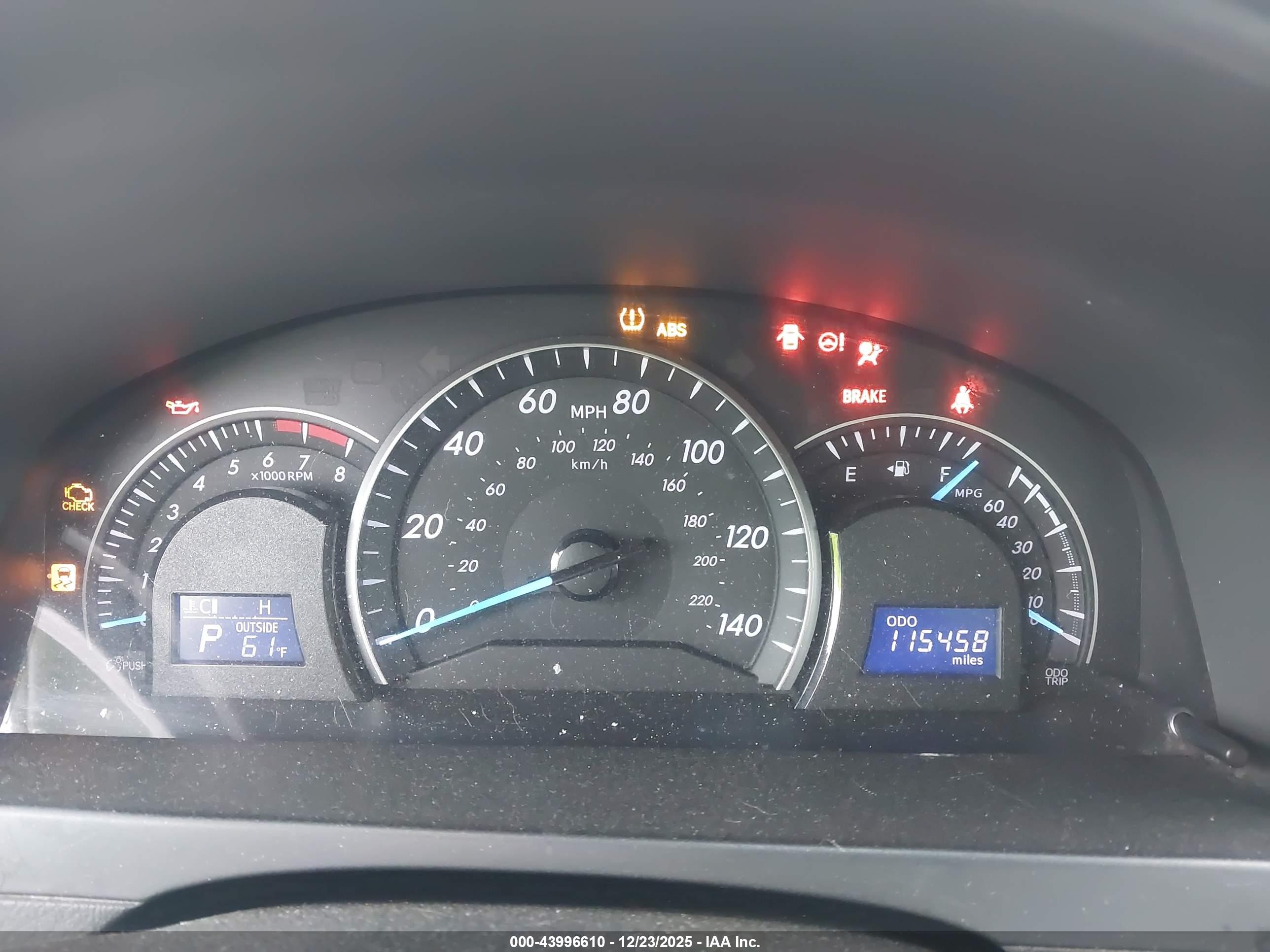 TOYOTA CAMRY image 7