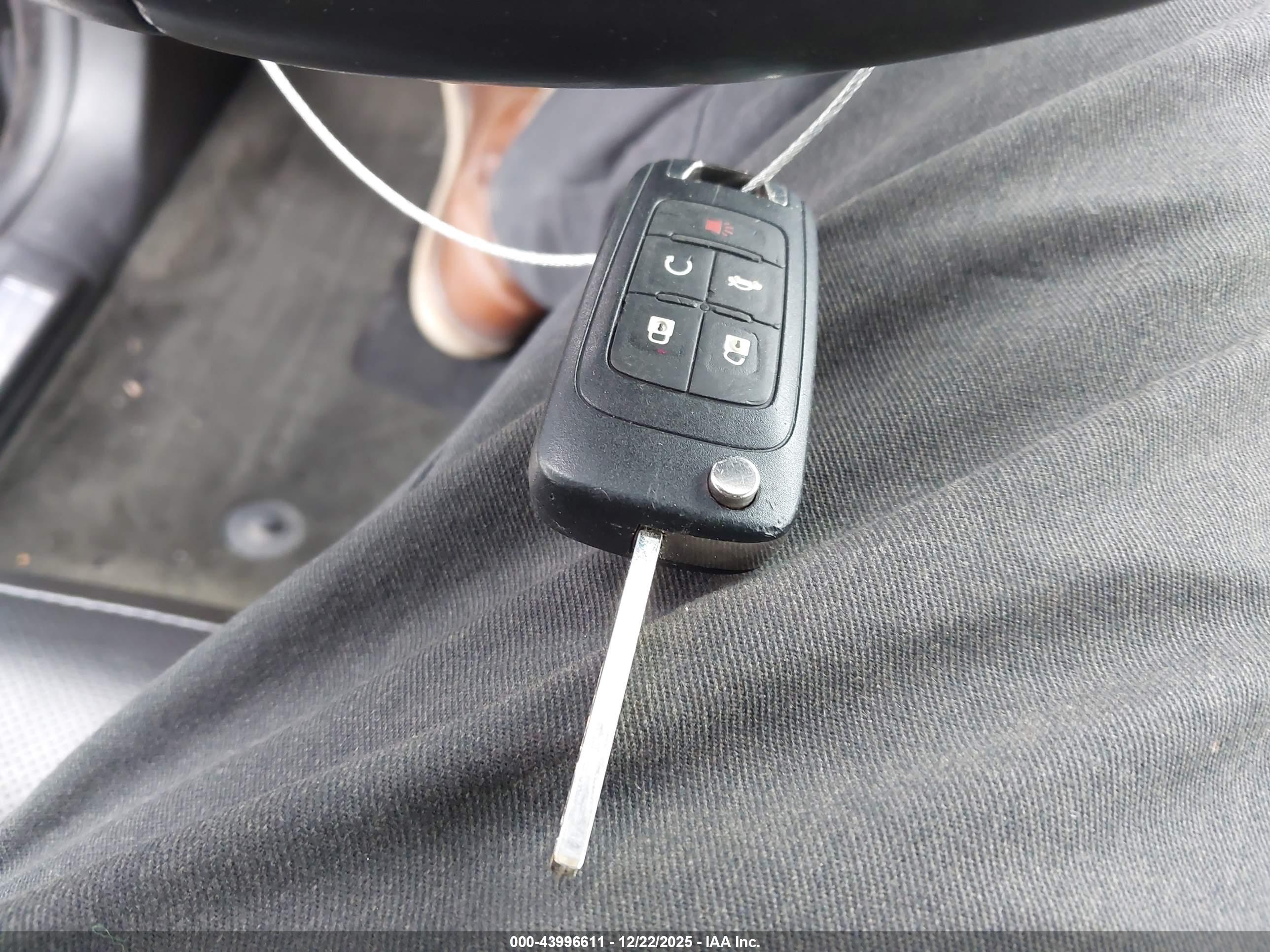 GMC TERRAIN image 11