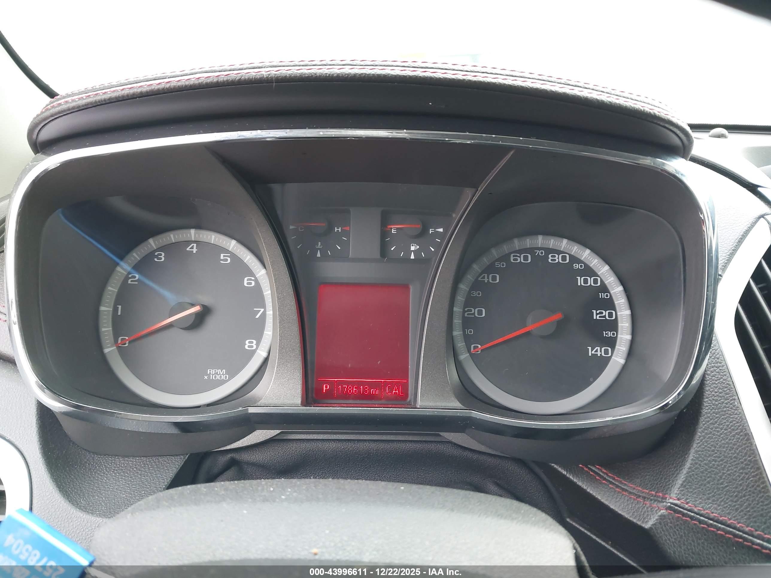GMC TERRAIN image 7