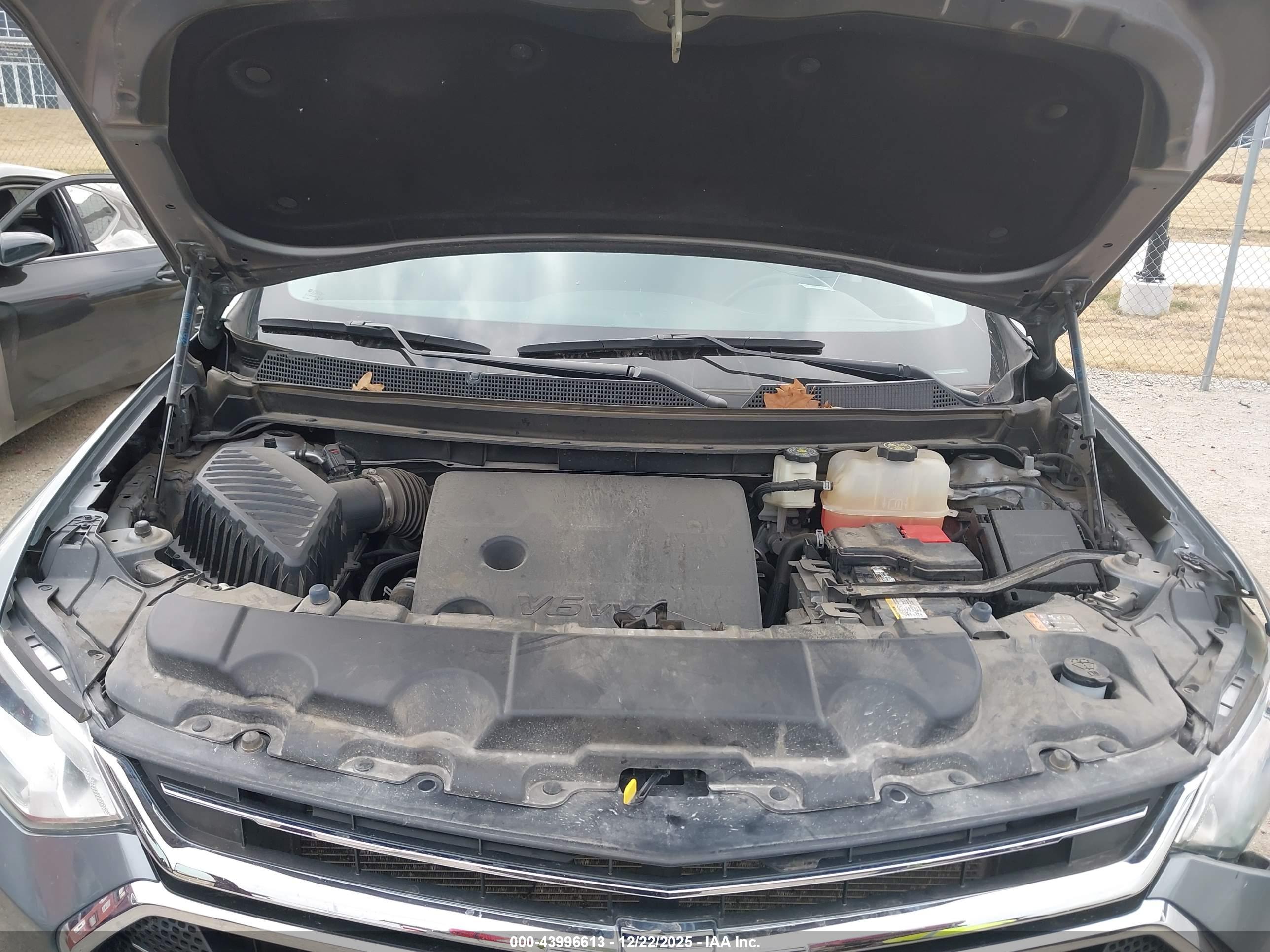 CHEVROLET TRAVERSE image 10