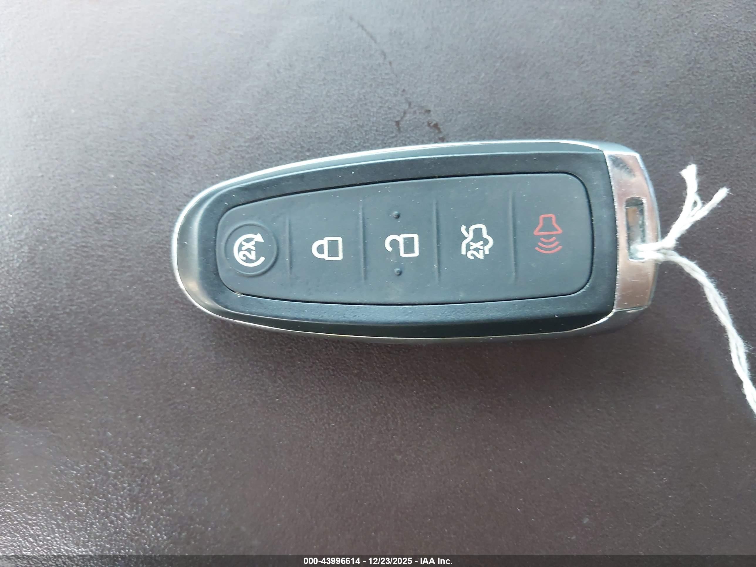 FORD EXPEDITION image 11