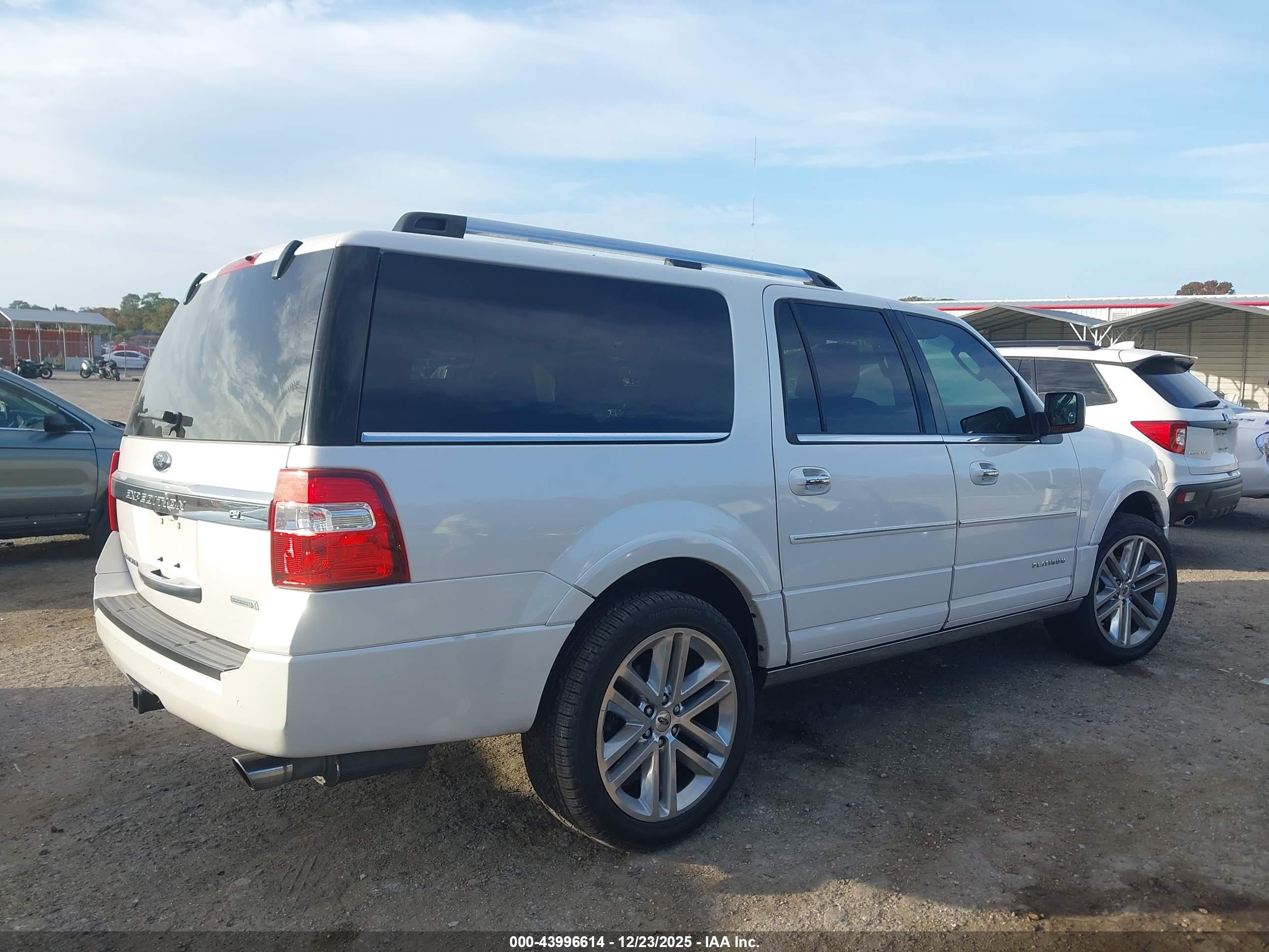 FORD EXPEDITION image 4