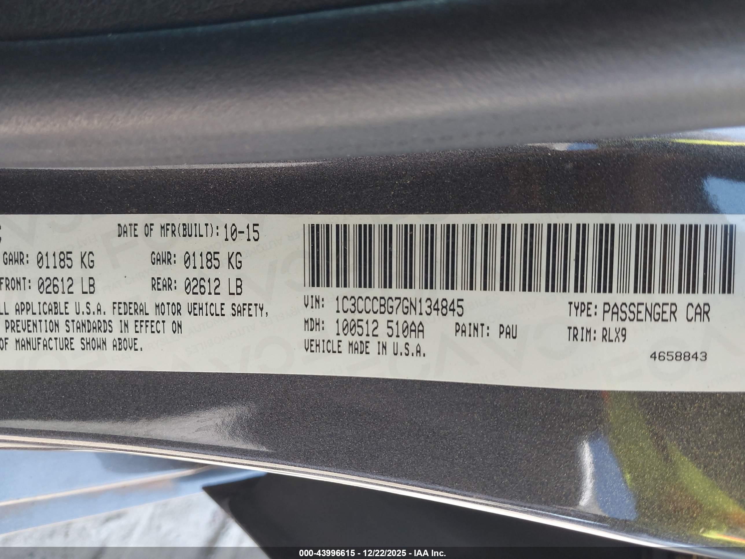 CHRYSLER 200 image 9
