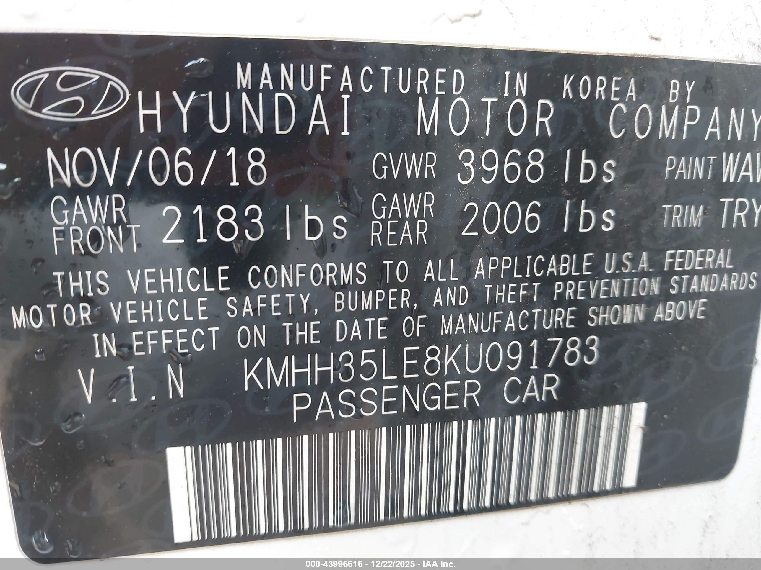 HYUNDAI ELANTRA image 9