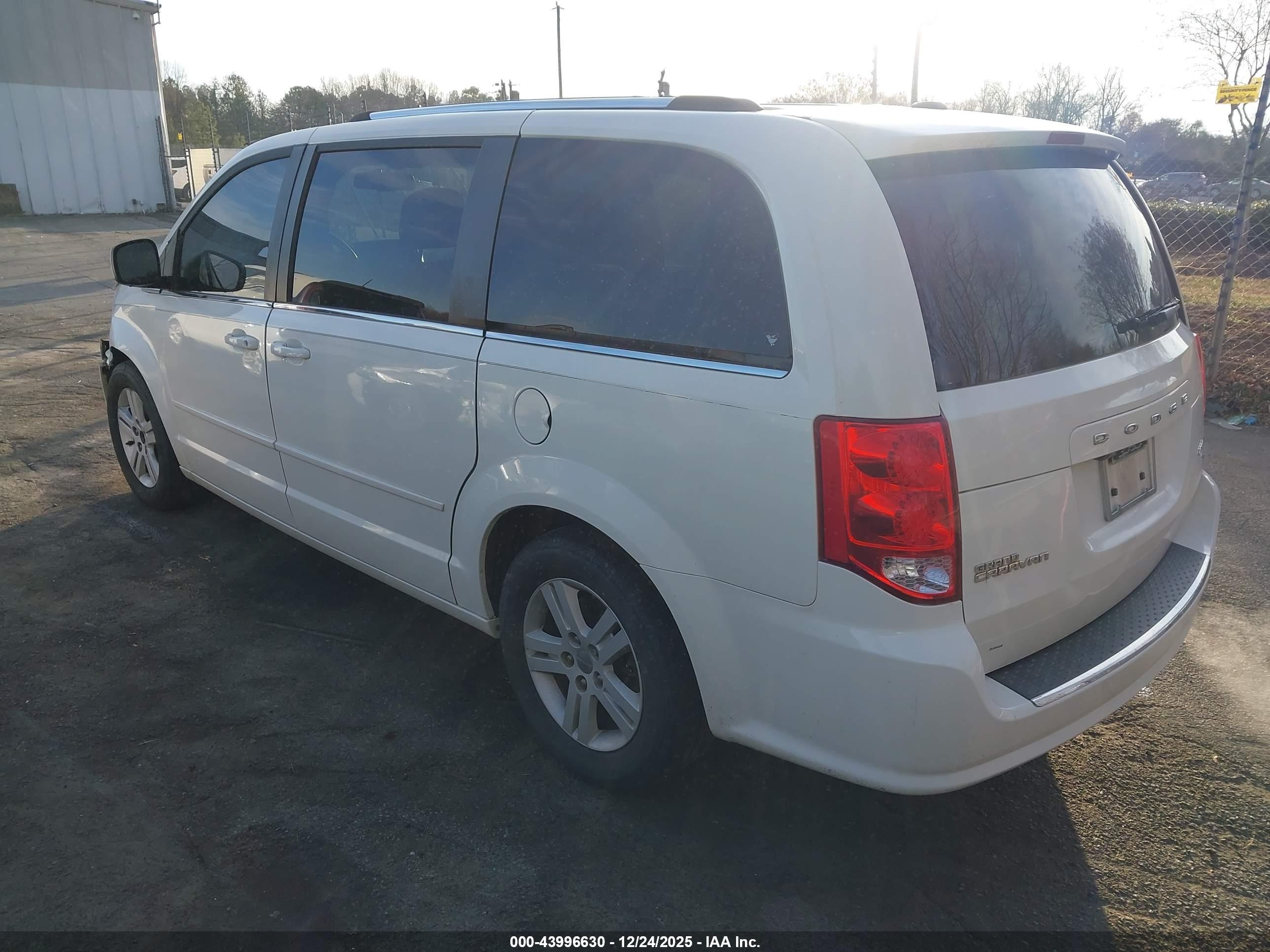 DODGE GRAND image 3