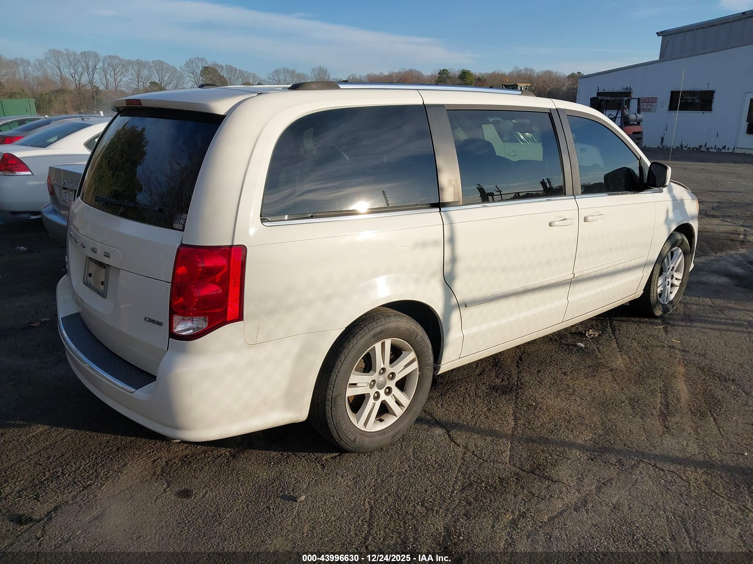 DODGE GRAND image 4