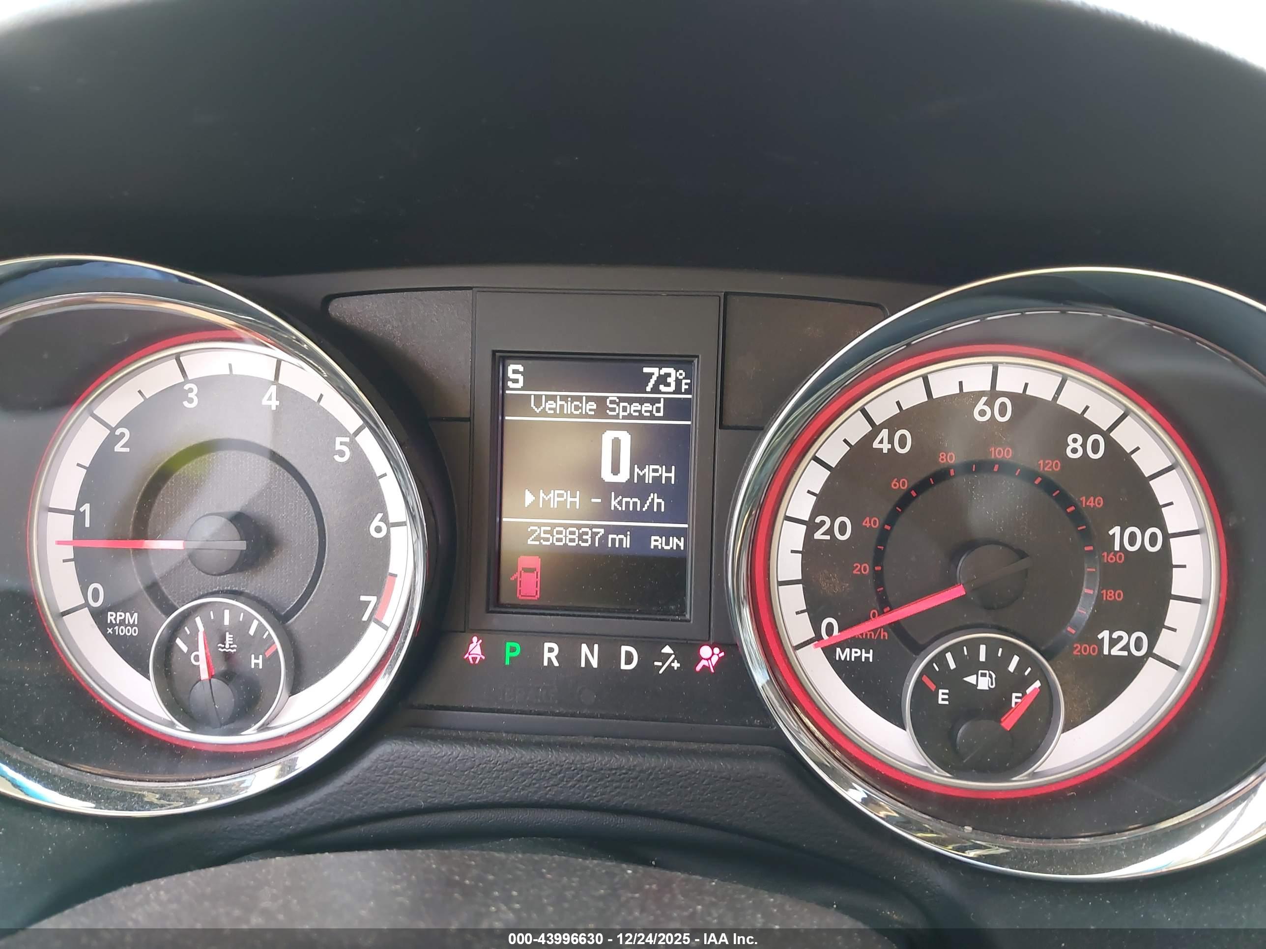 DODGE GRAND image 7