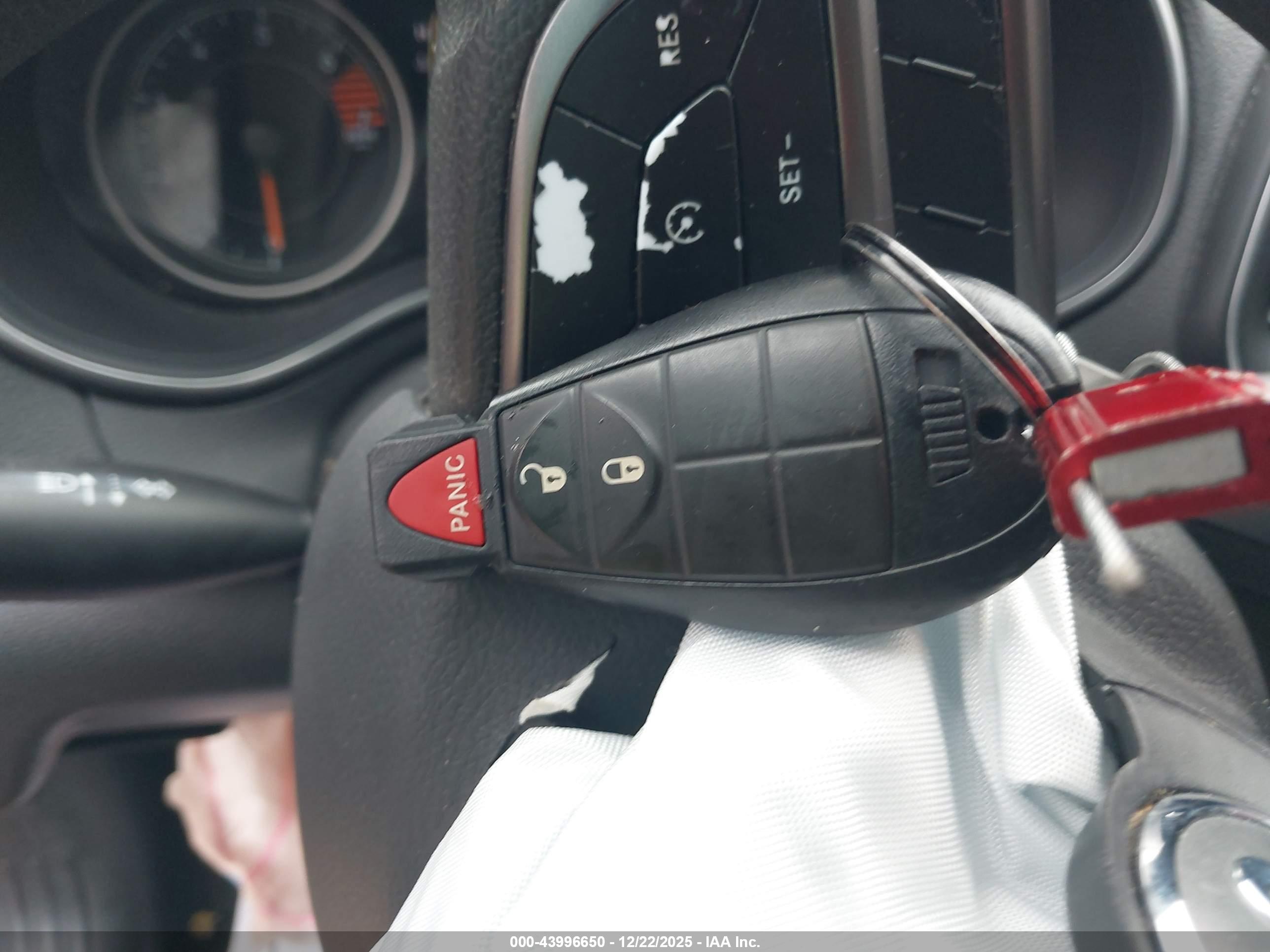 JEEP CHEROKEE image 11