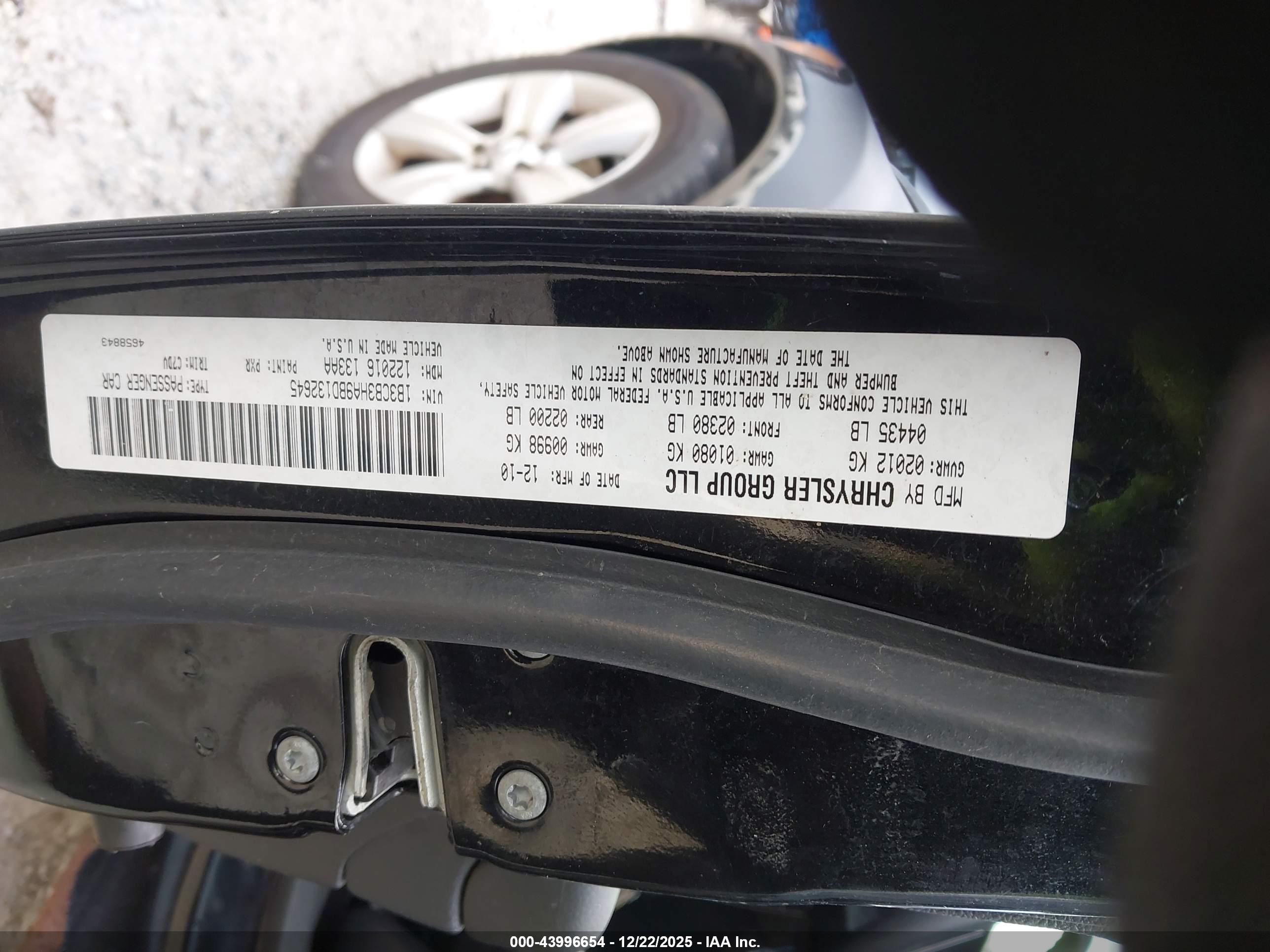 DODGE CALIBER image 9