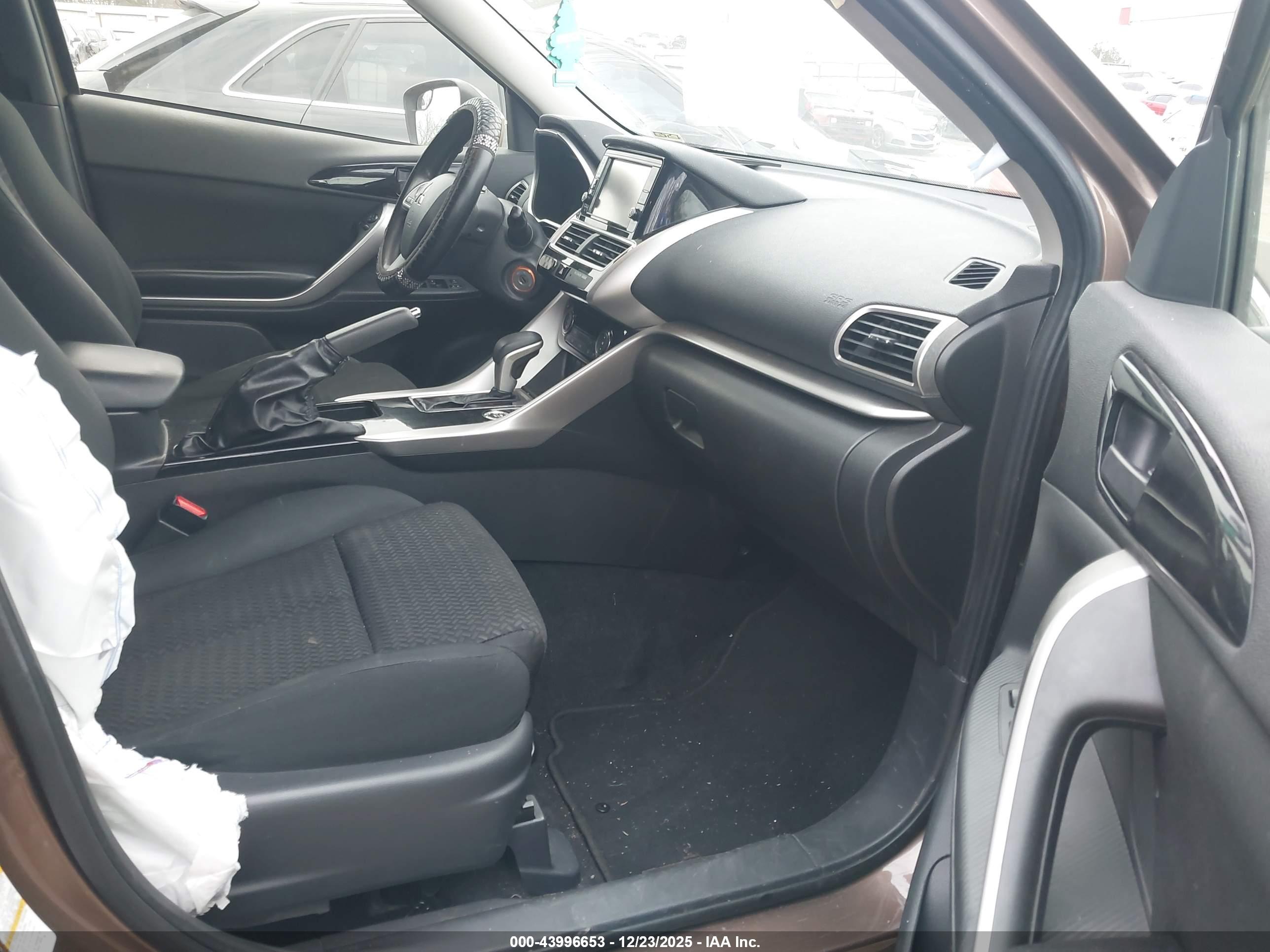 MITSUBISHI ECLIPSE image 5