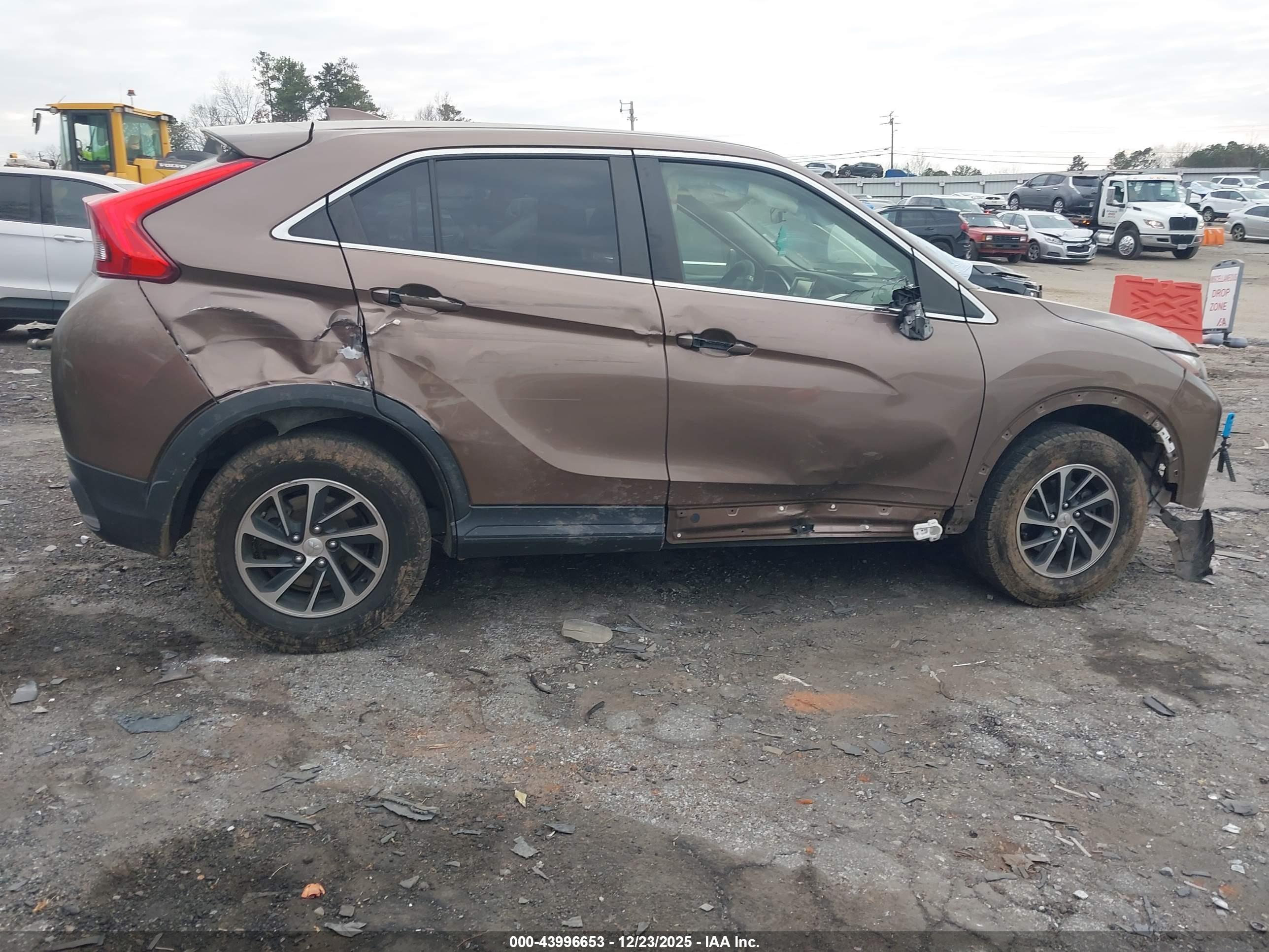 MITSUBISHI ECLIPSE image 6
