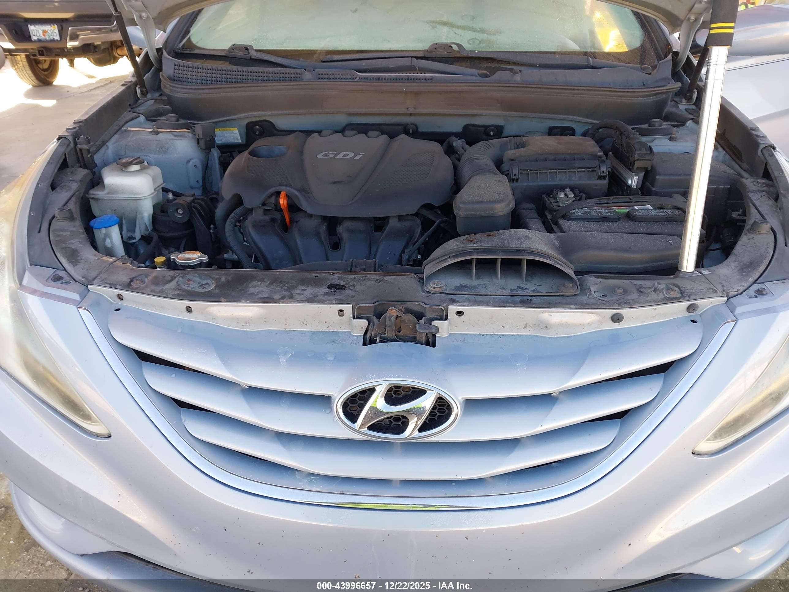 HYUNDAI SONATA image 10