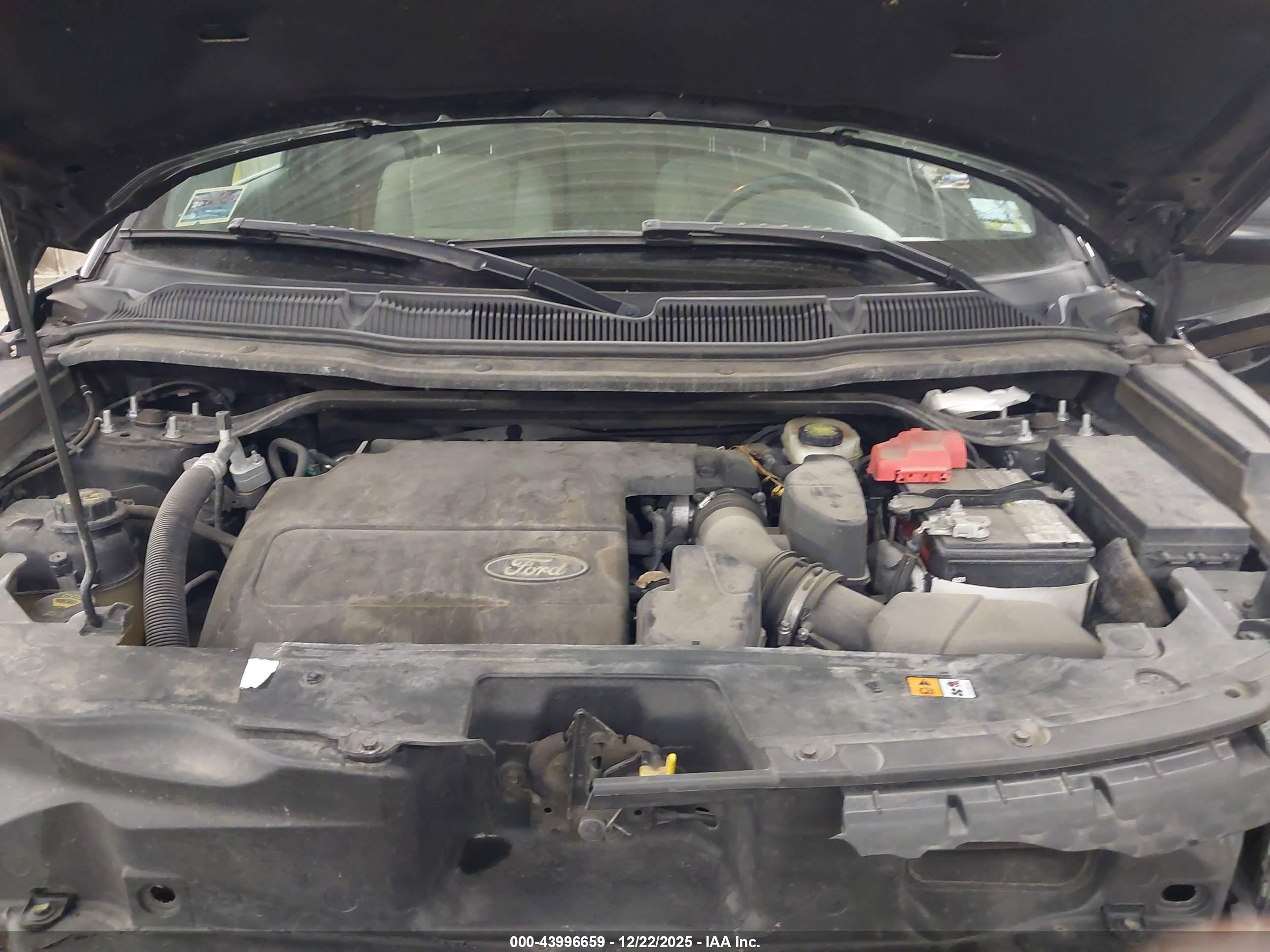 FORD EXPLORER image 10