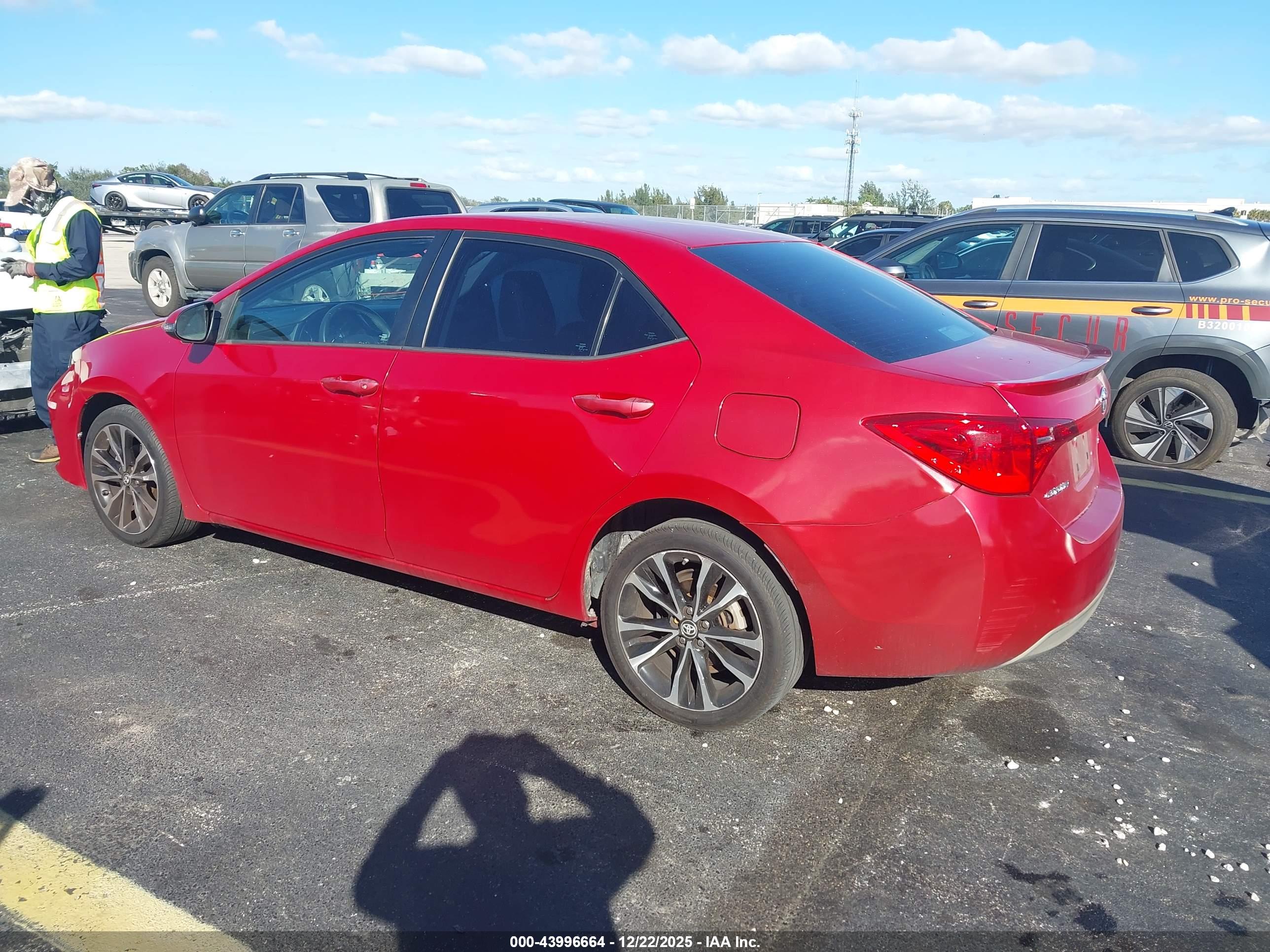 TOYOTA COROLLA image 3