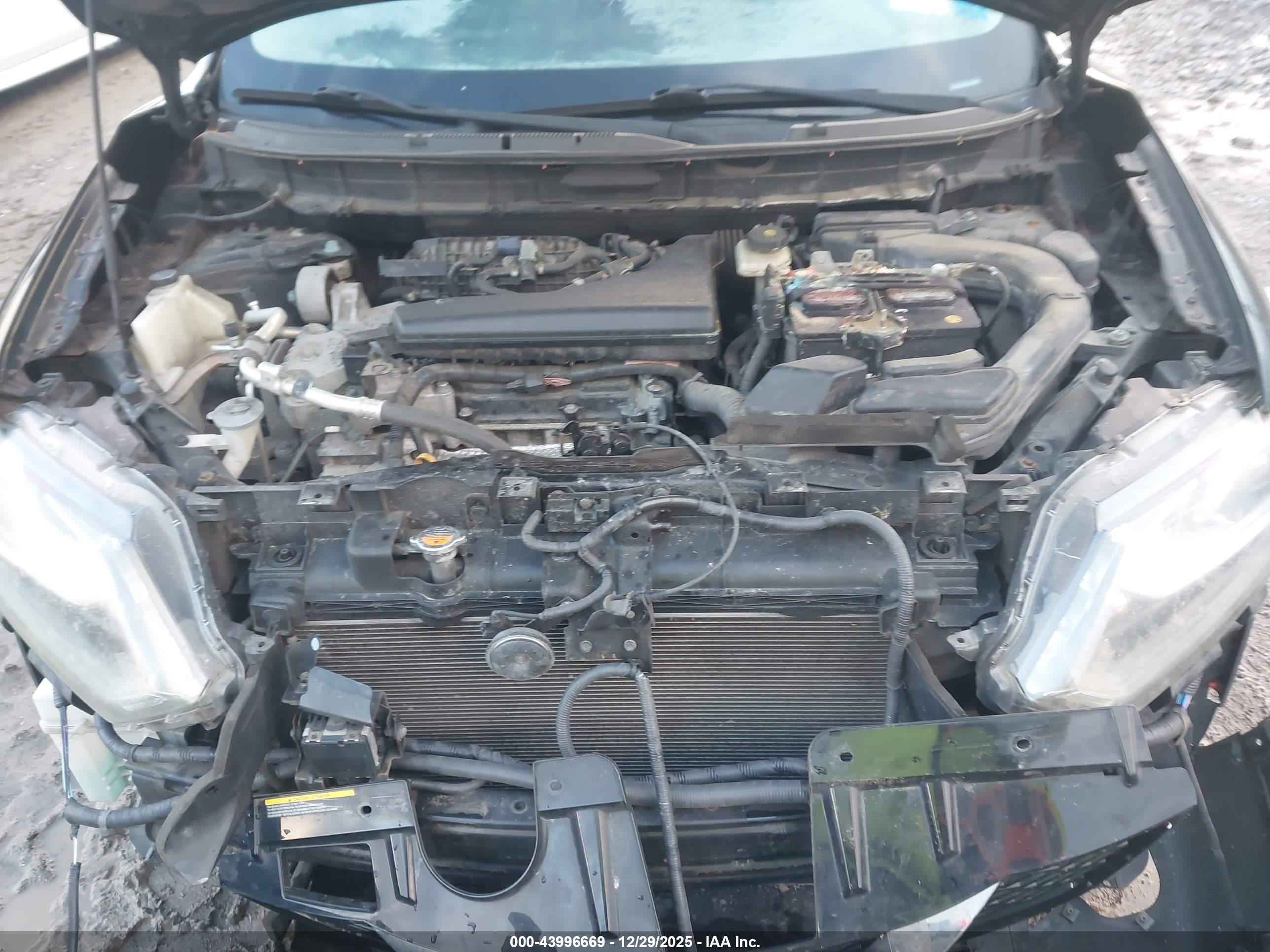 NISSAN ROGUE image 10
