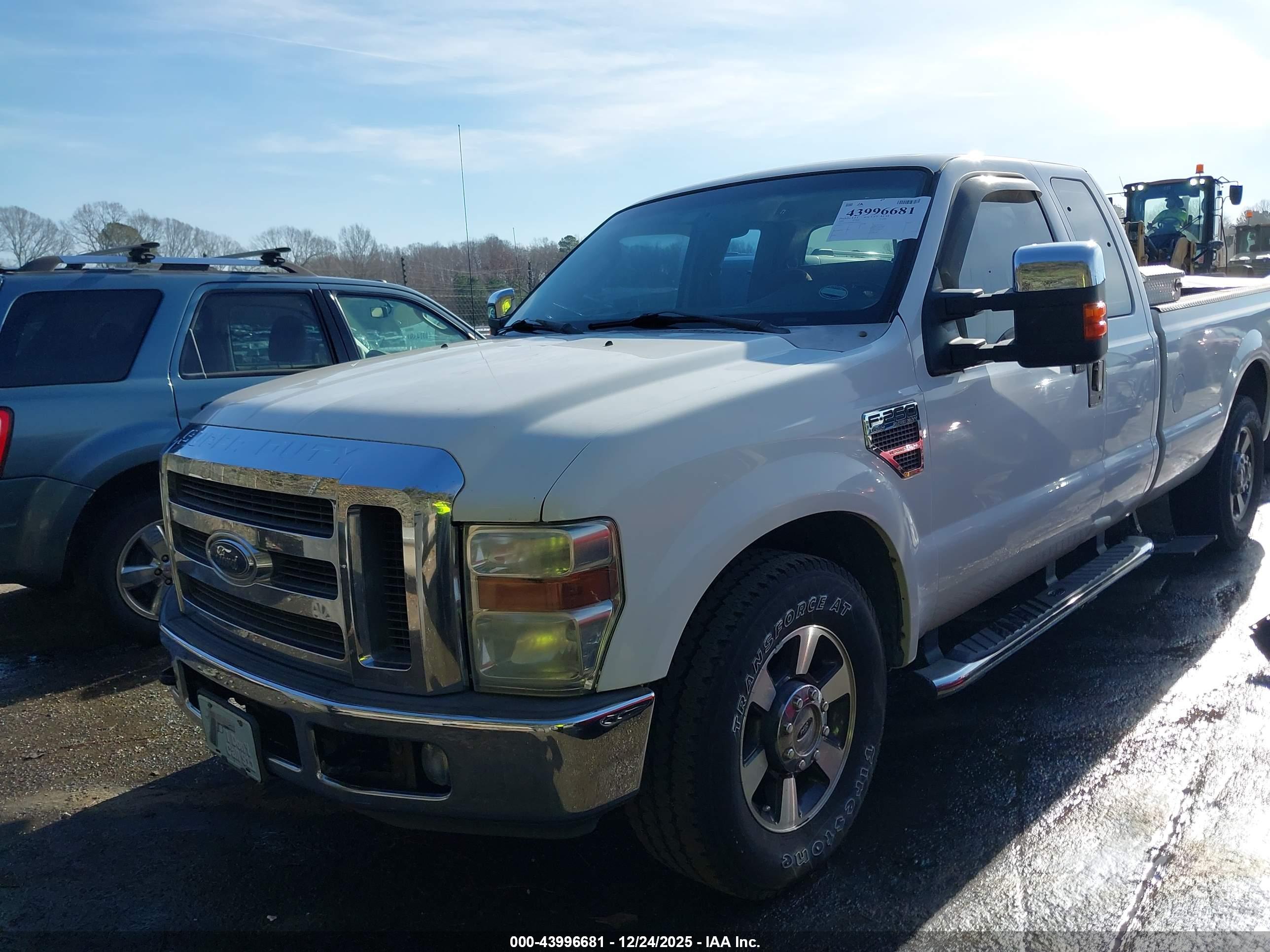 FORD F-250 image 2