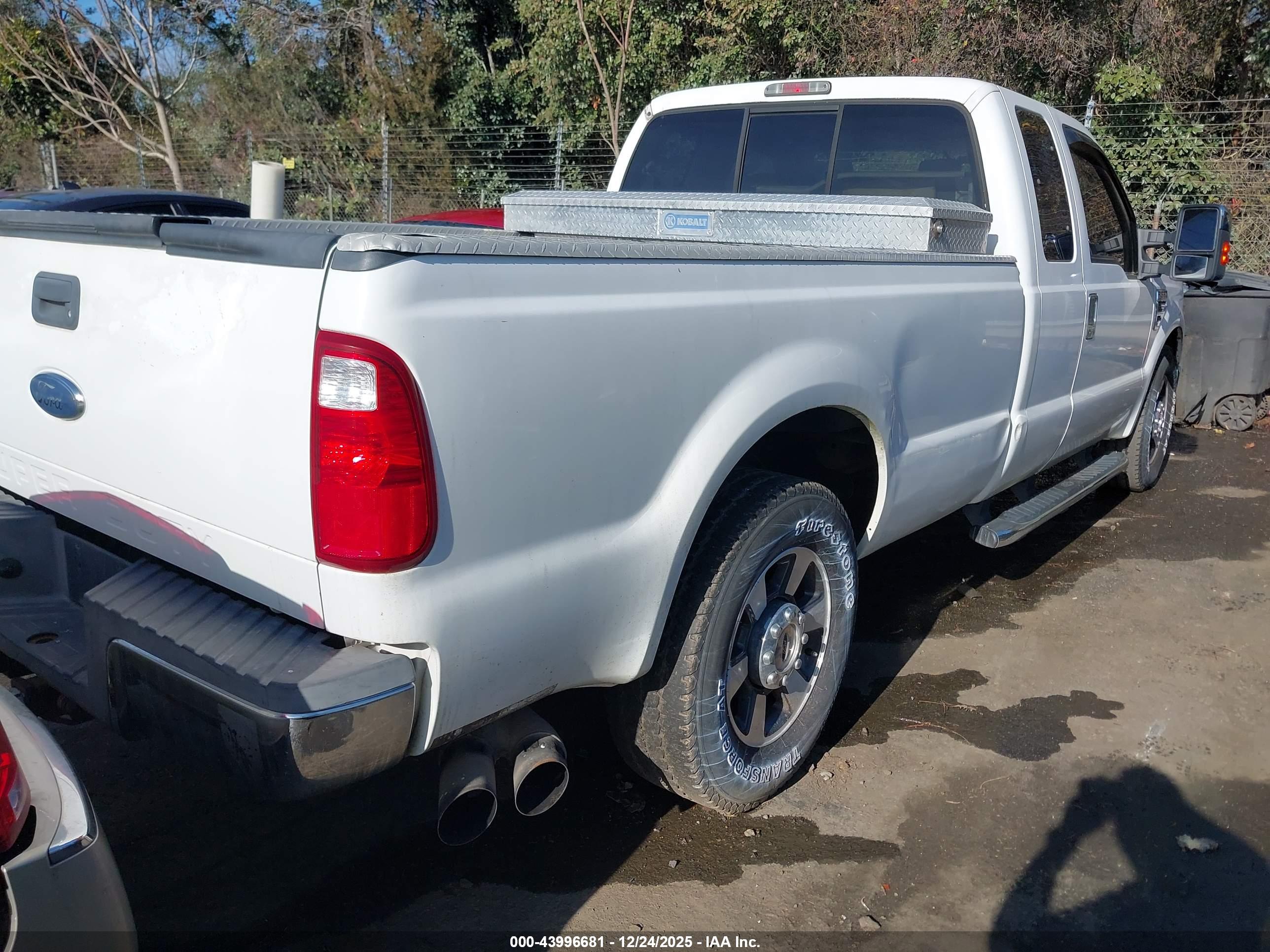 FORD F-250 image 4