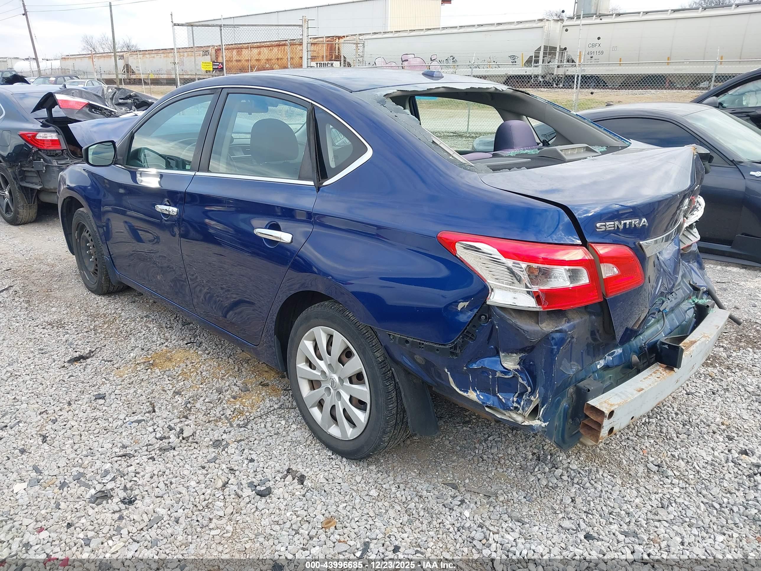 NISSAN SENTRA image 3