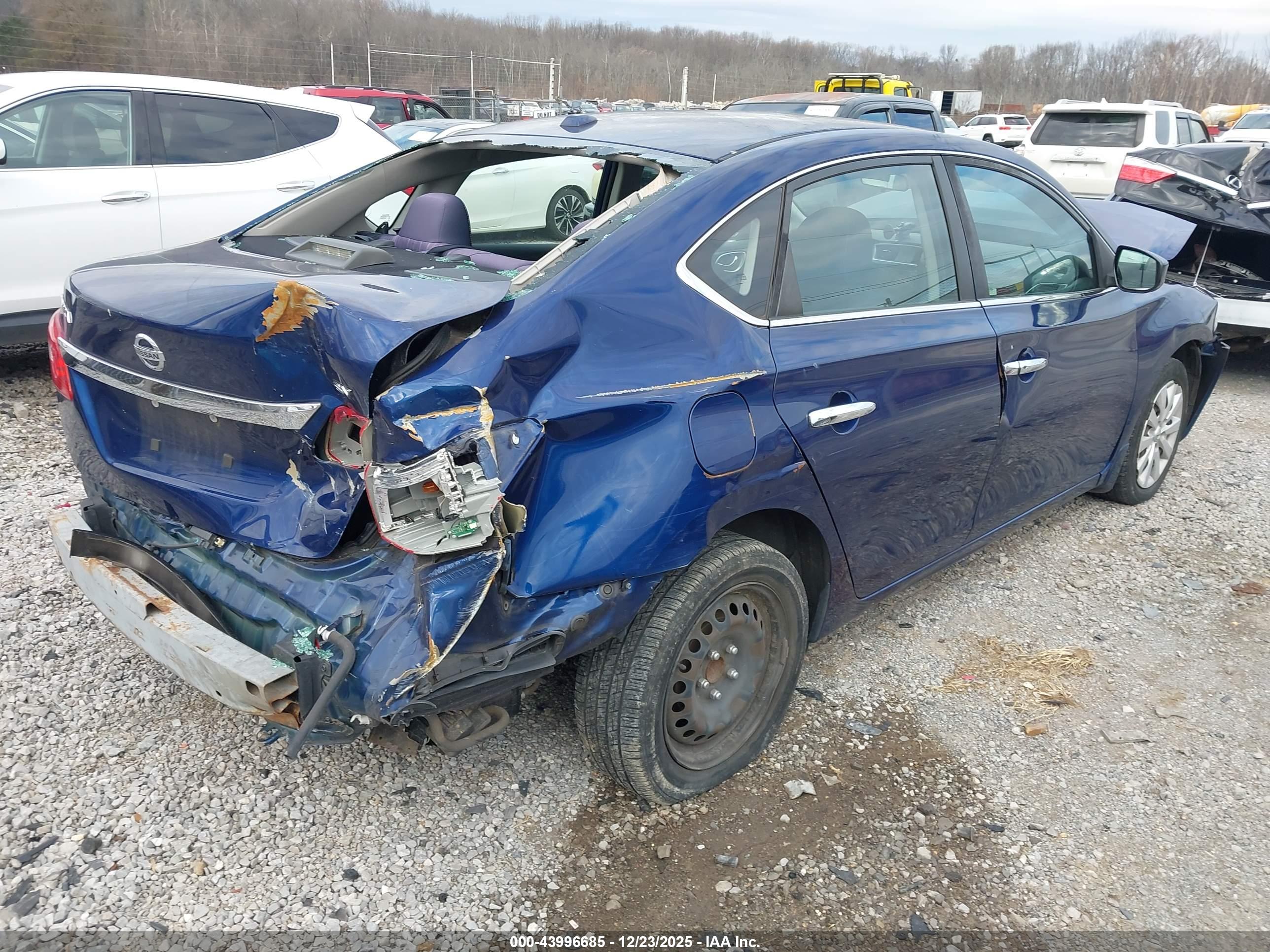 NISSAN SENTRA image 4