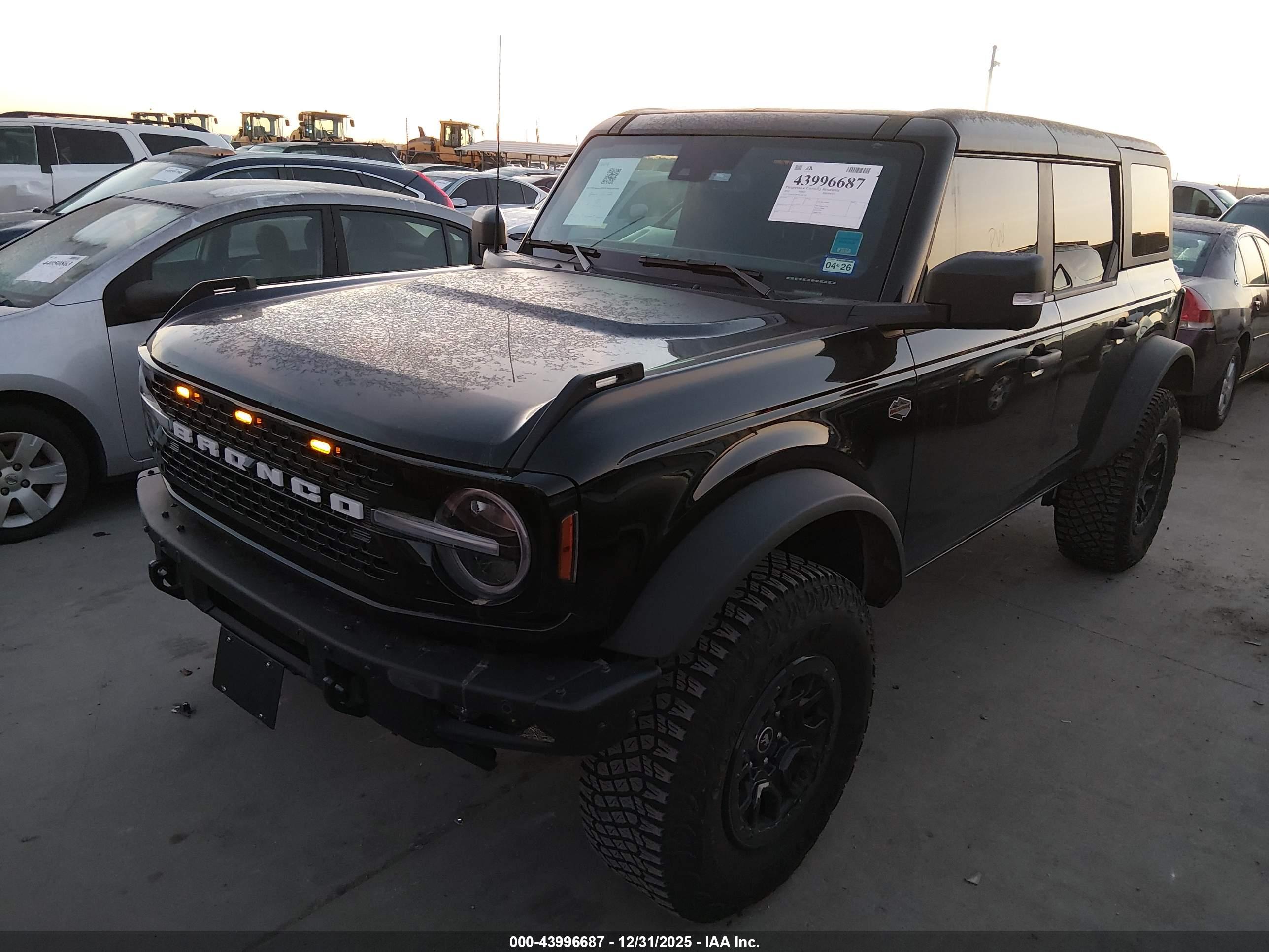 FORD BRONCO image 2