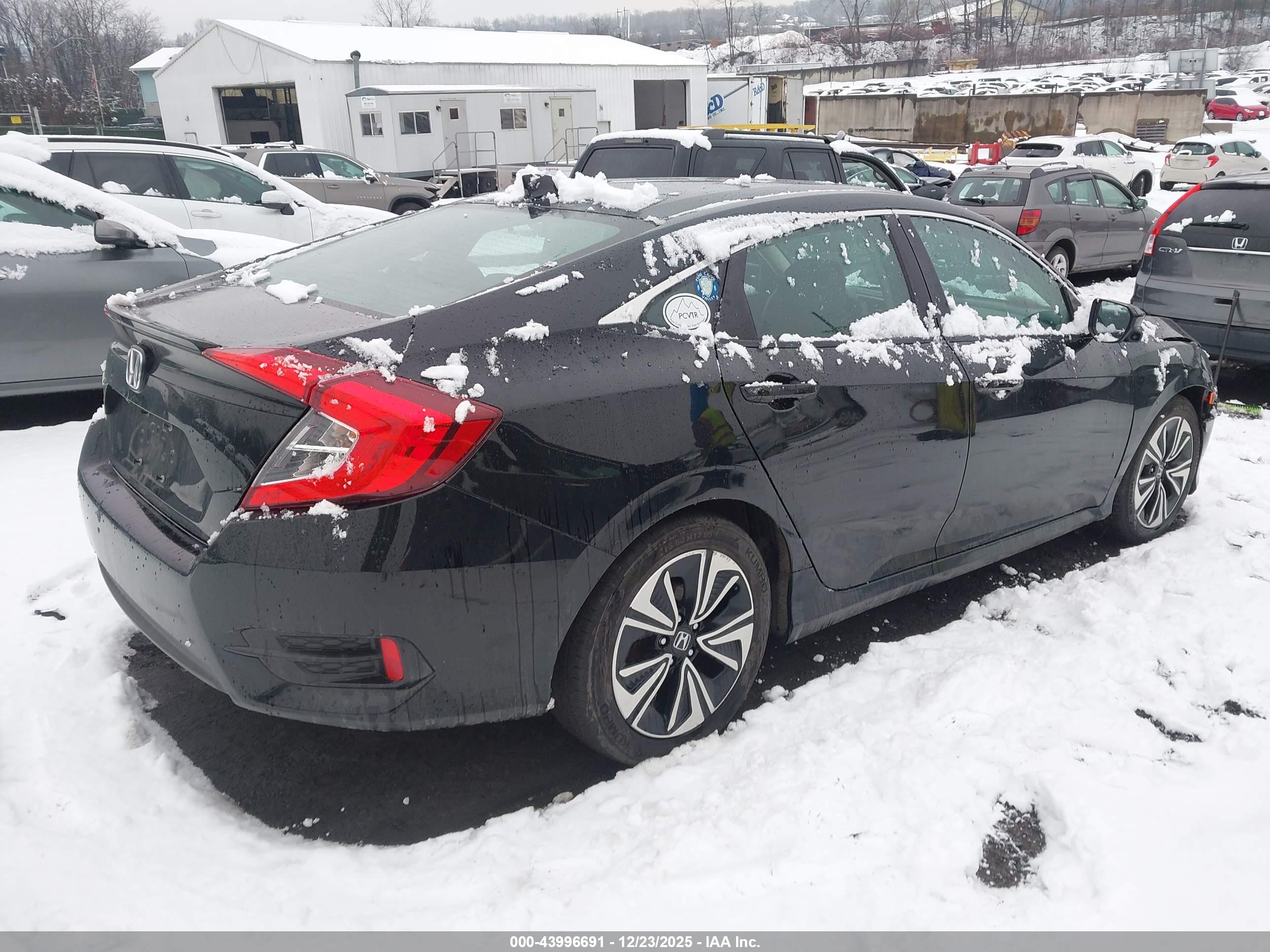 HONDA CIVIC image 4