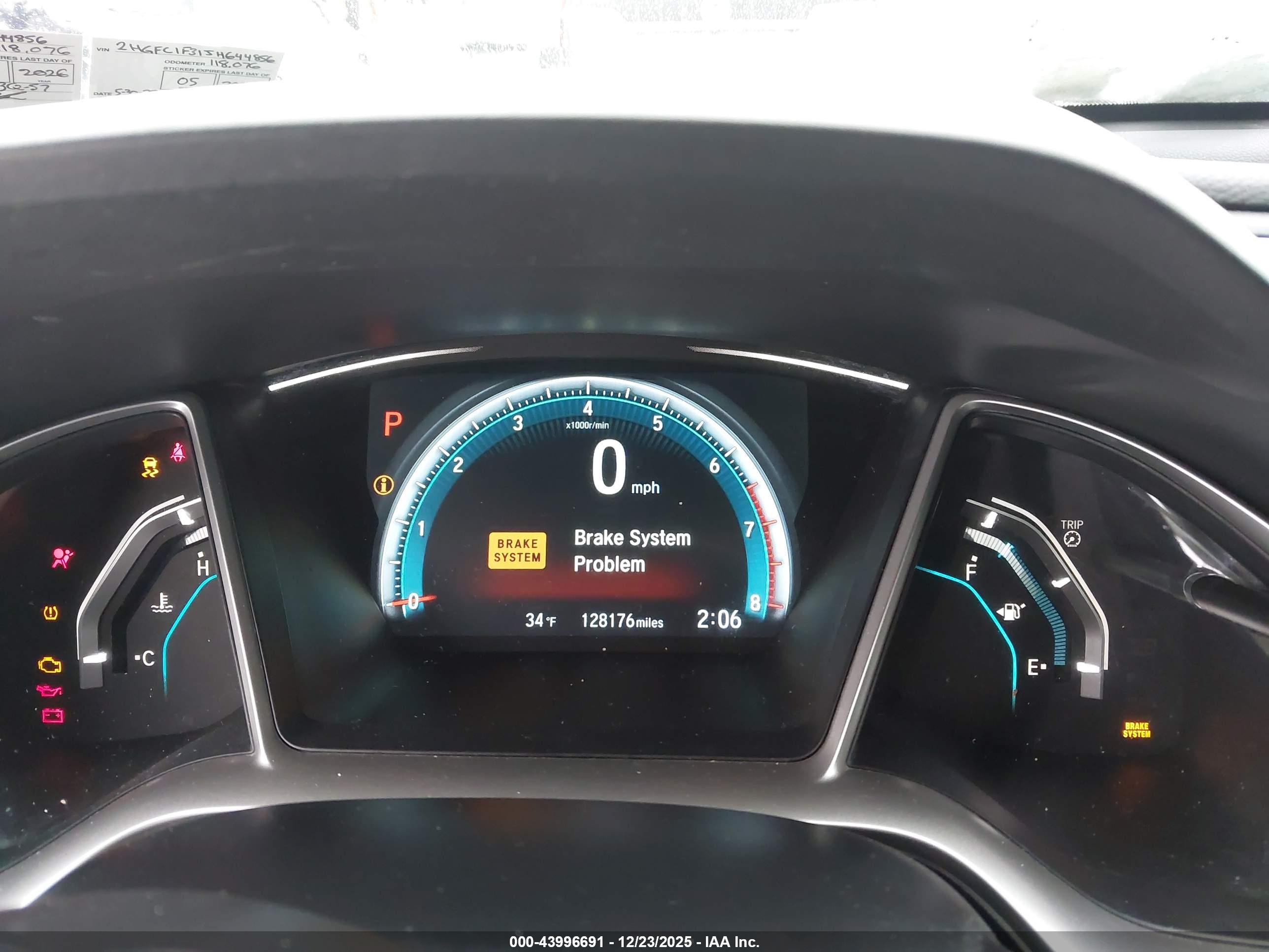 HONDA CIVIC image 7