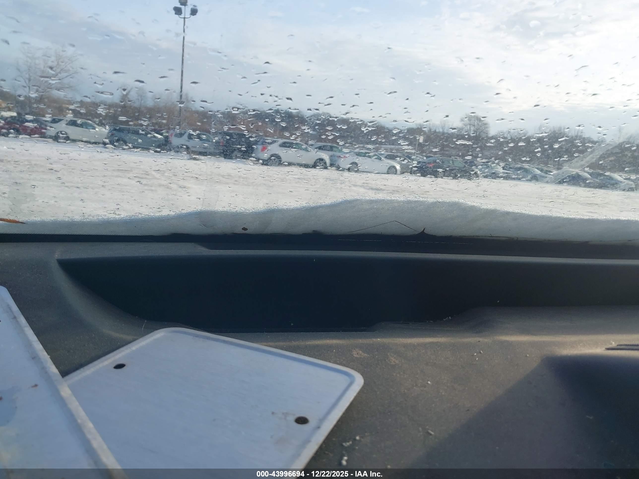 TOYOTA PRIUS image 7