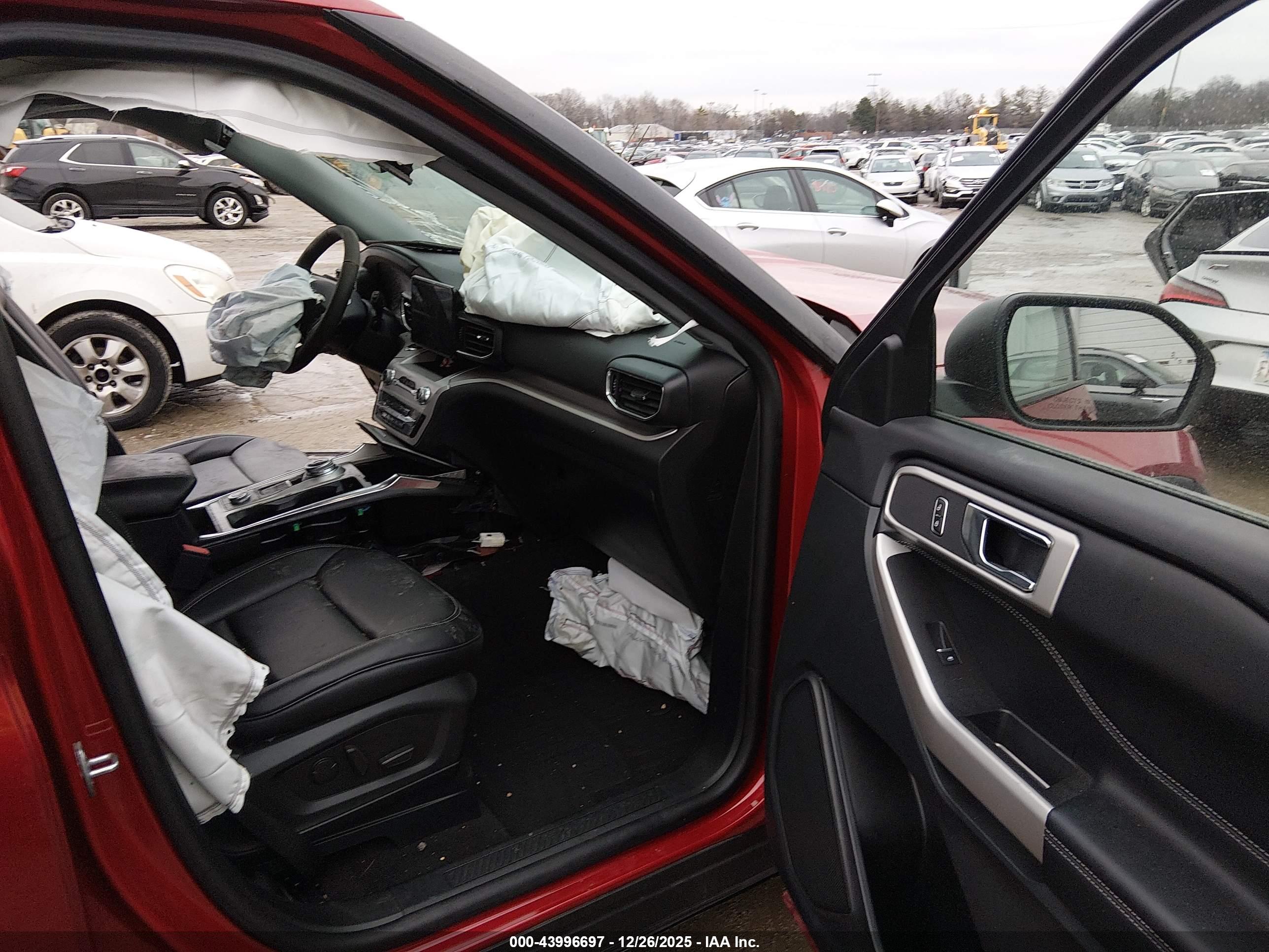 FORD EXPLORER image 5