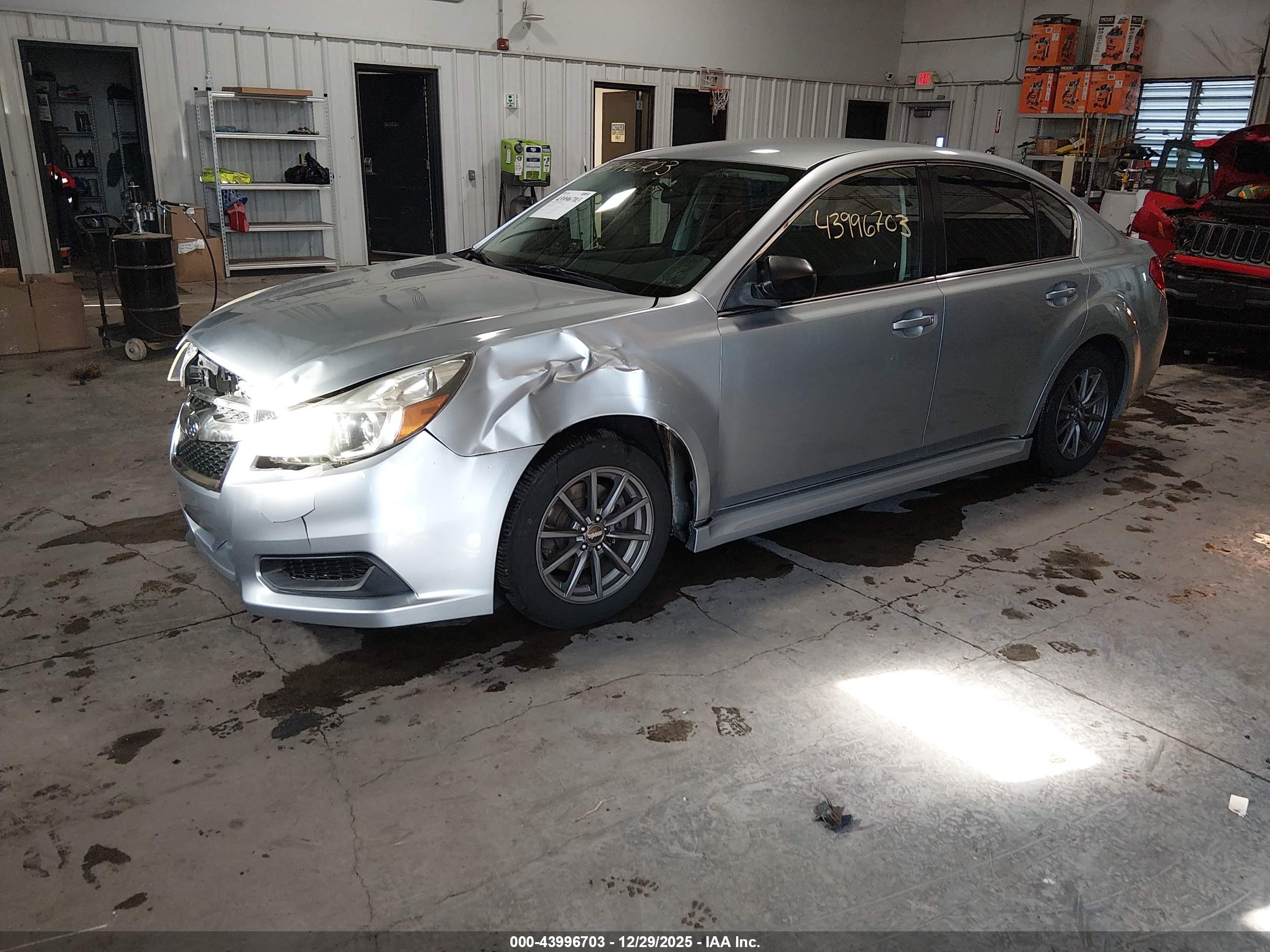 SUBARU LEGACY image 2