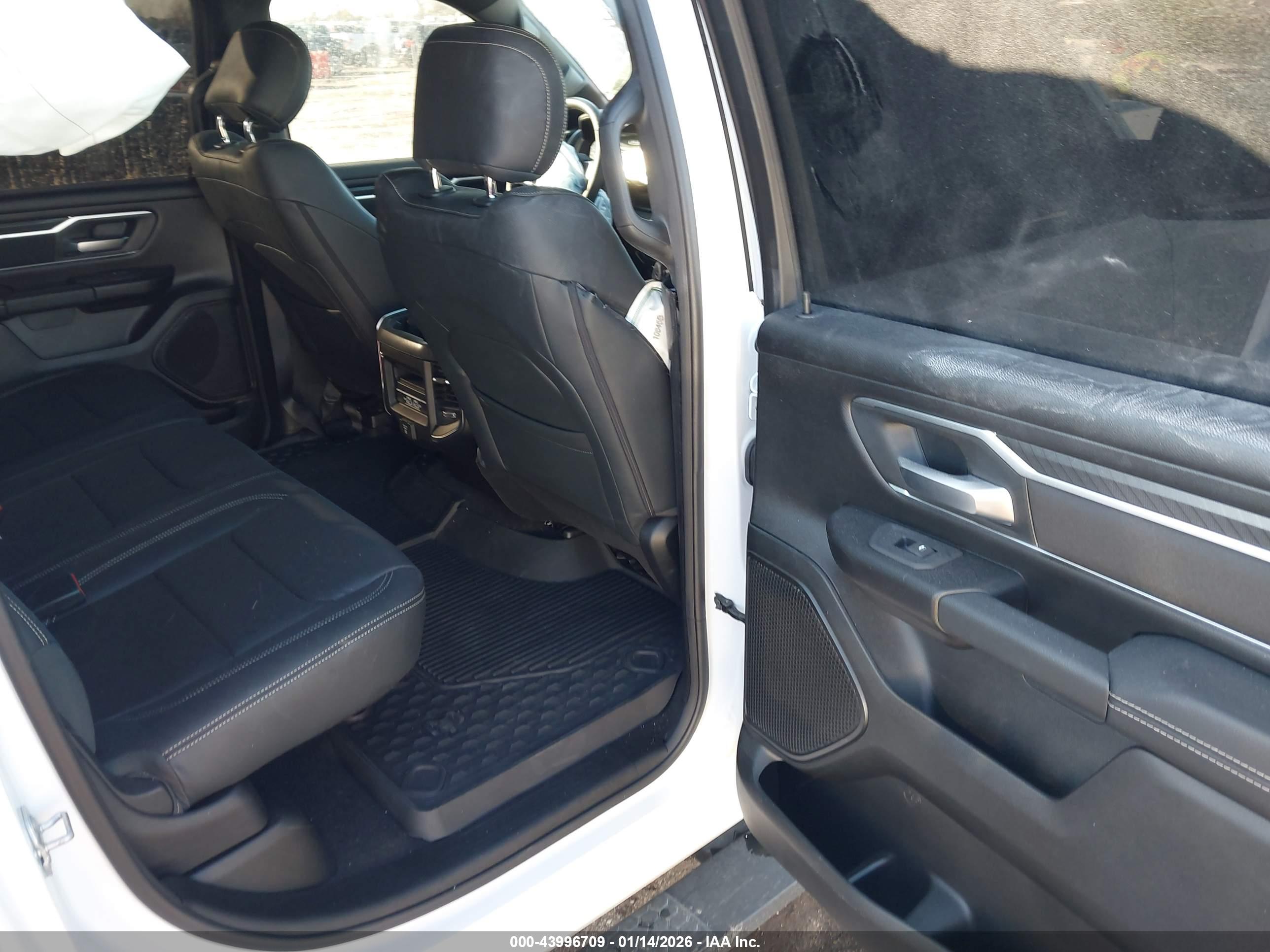 RAM 1500 image 8