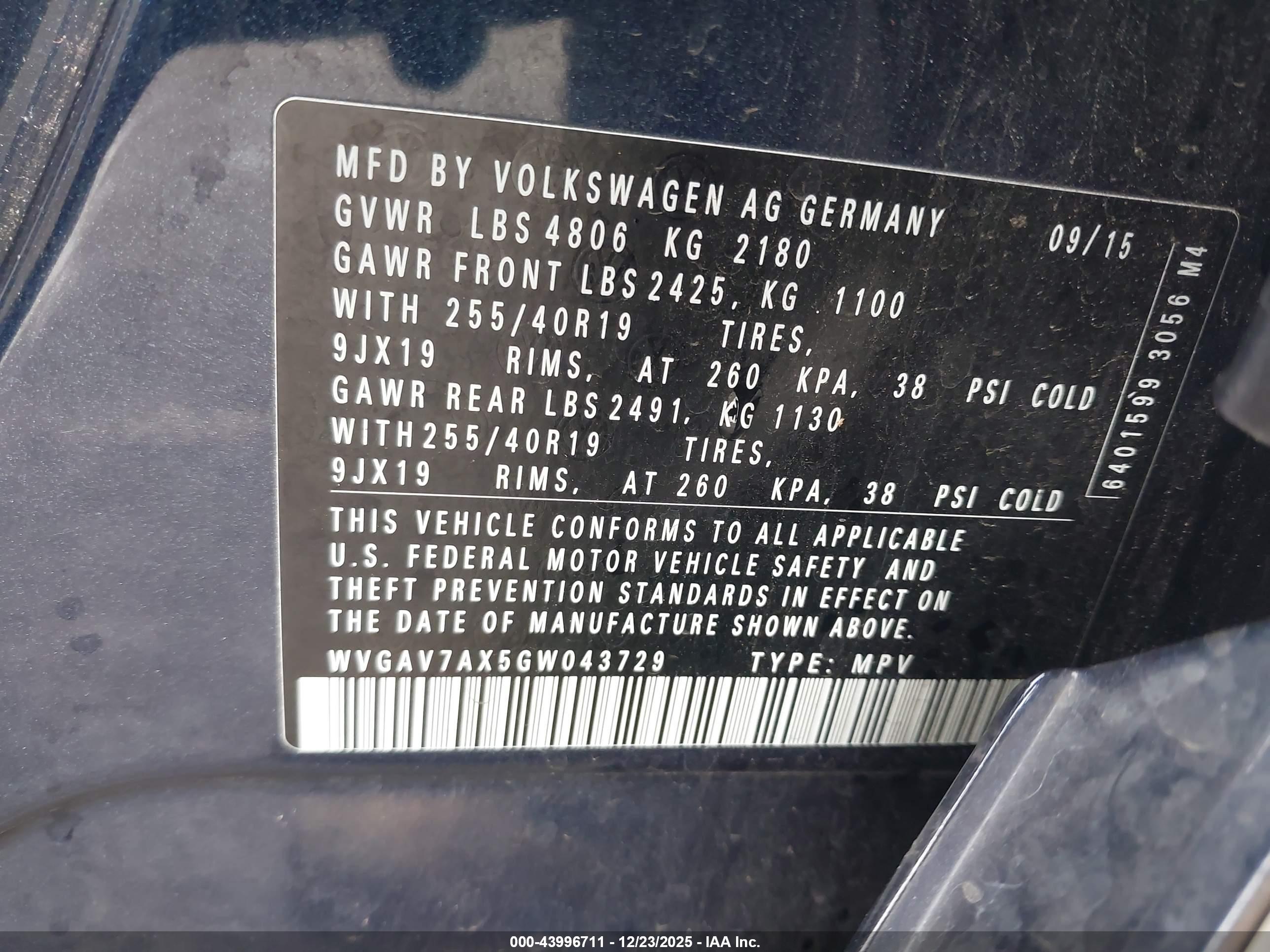 VOLKSWAGEN TIGUAN image 9