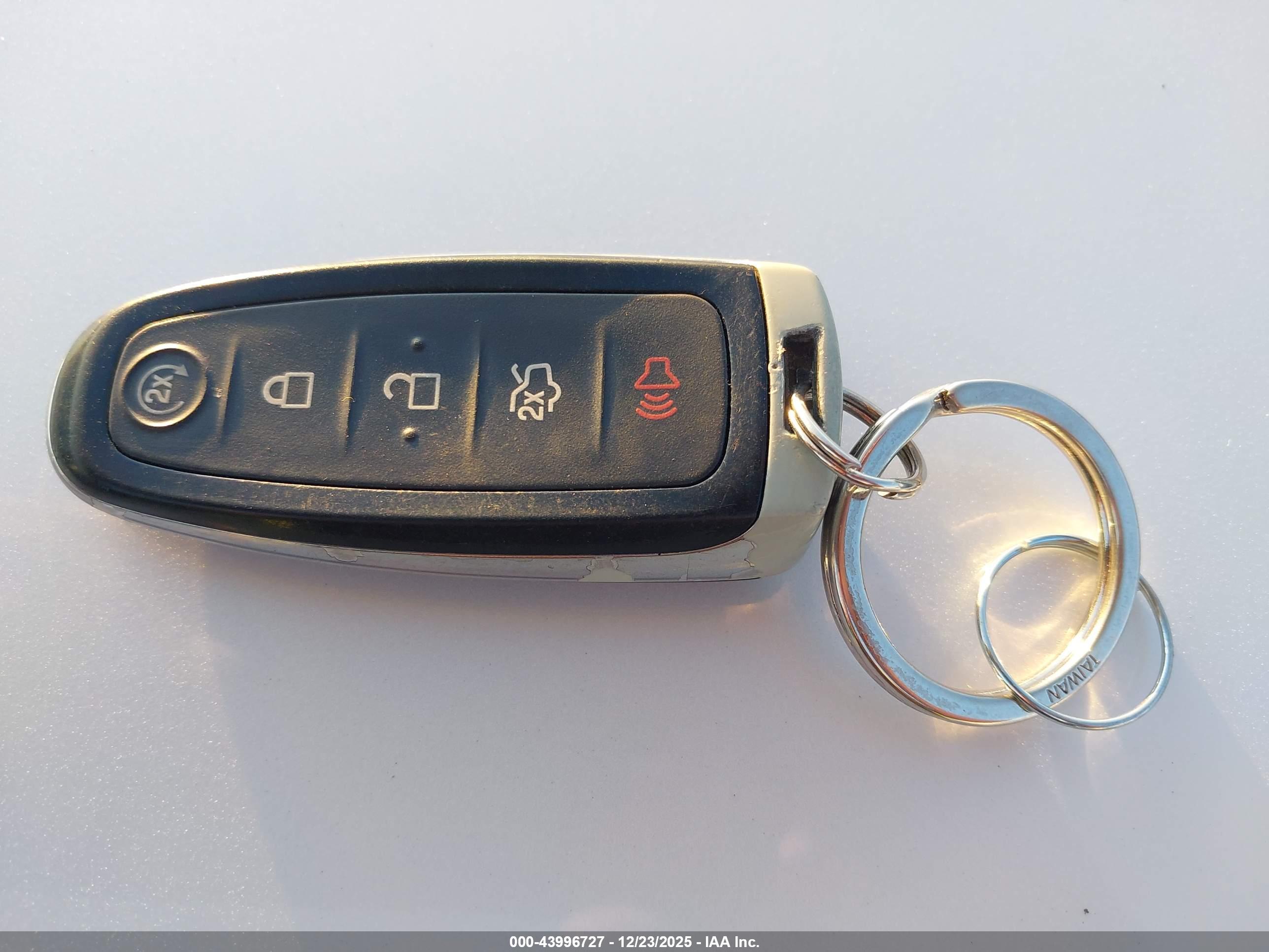 FORD EDGE image 11