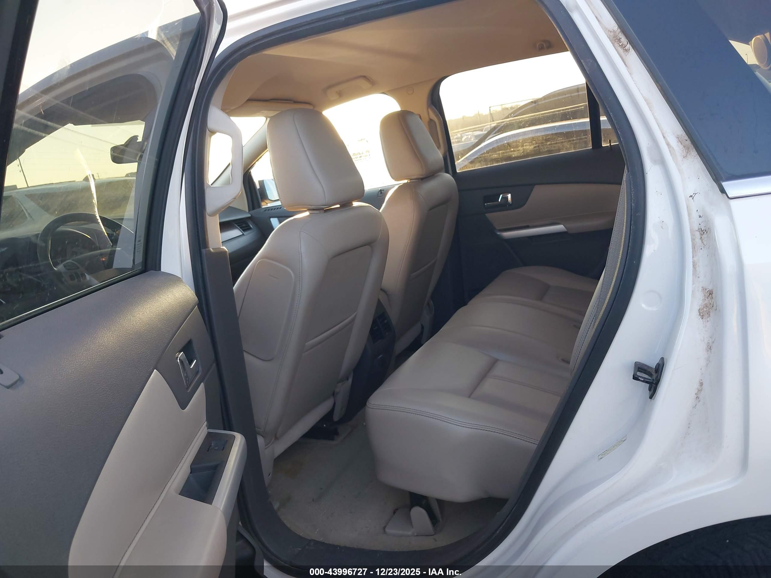 FORD EDGE image 8