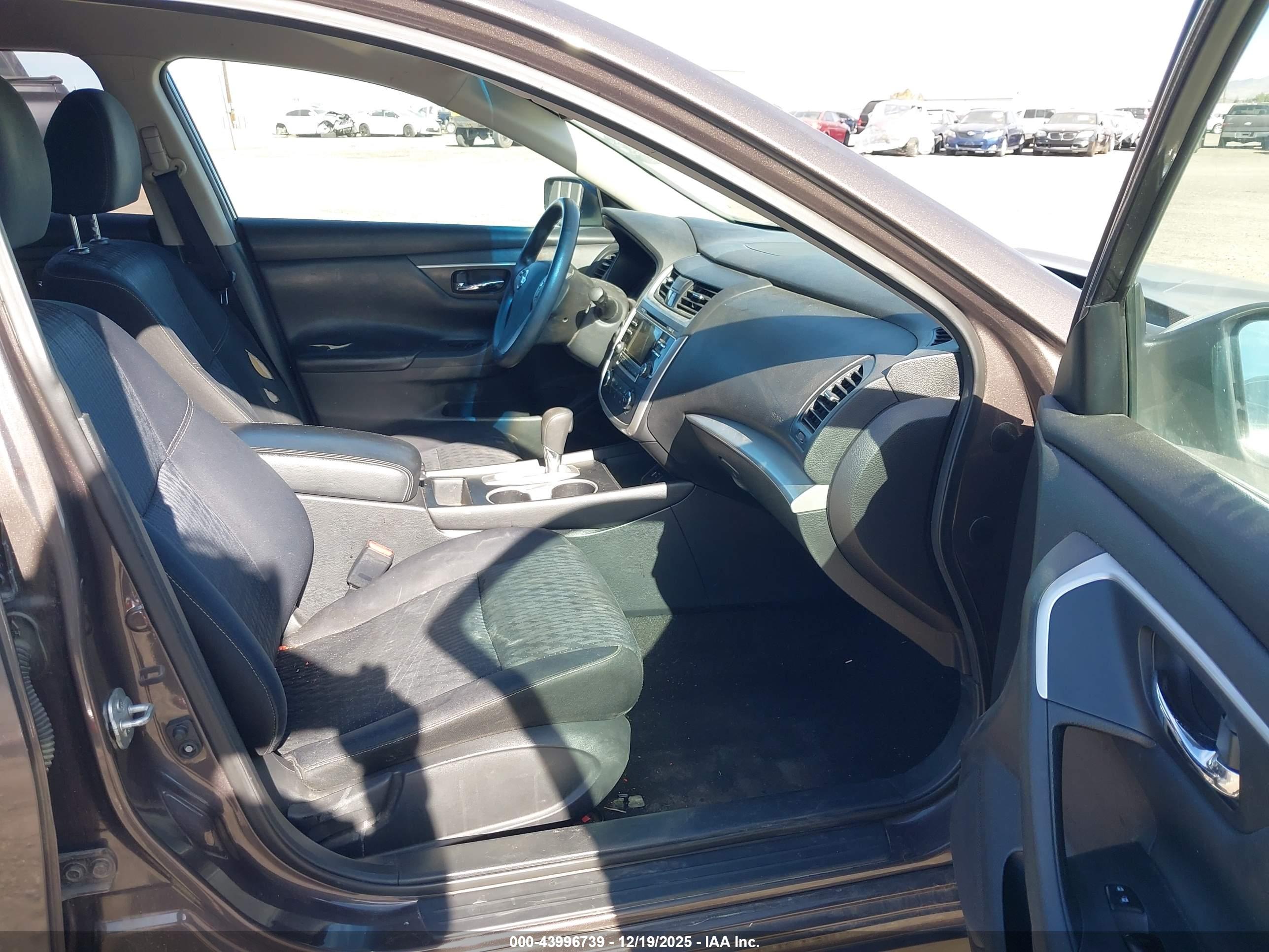 NISSAN ALTIMA image 5